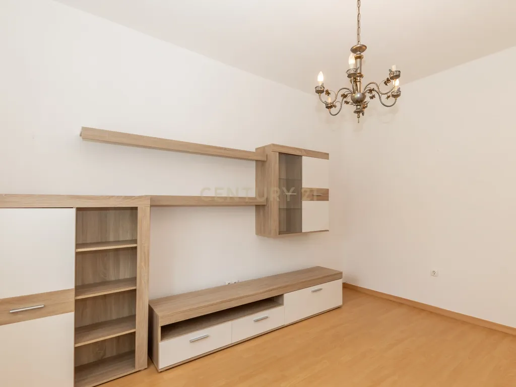 Moradia Isolada - Quinta das Laranjeiras, Fernão Ferro - Image 3