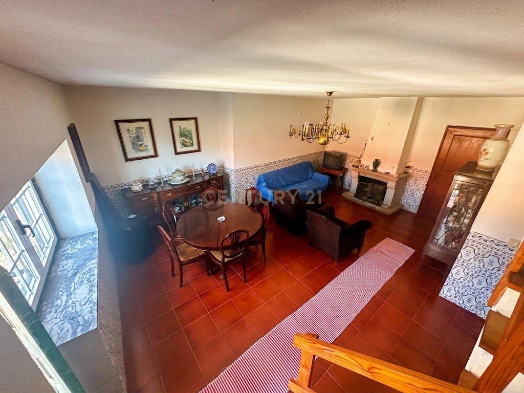 Fotografia 8 de Casa T3 "Pronta a Entrar" em Covelo do Gerês | O Seu Refúgio ao Preço de Saldo