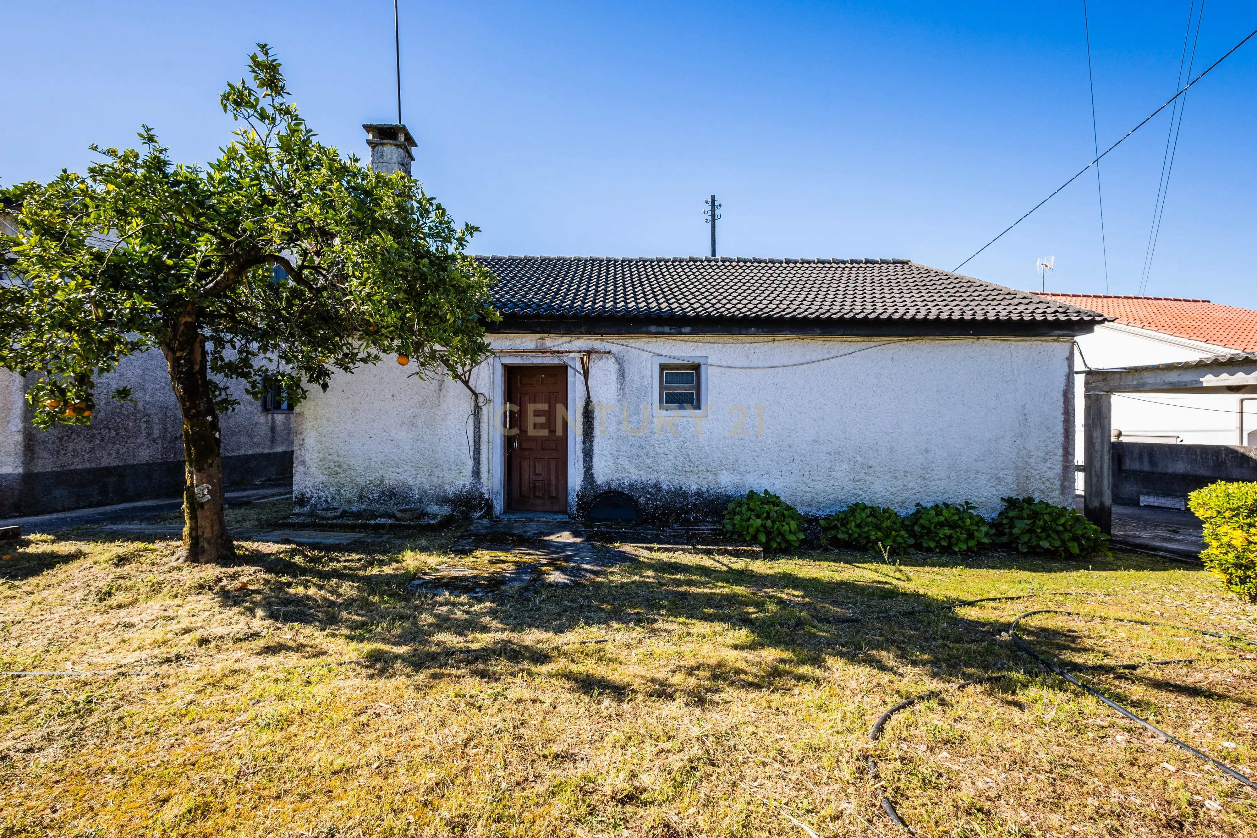 Moradia T2 + 1 - Image 14