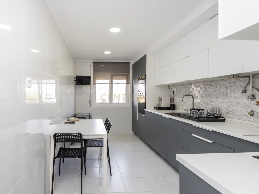 Apartamento T2, nos Fidalguinhos - Barreiro - Lavradio - Image 21