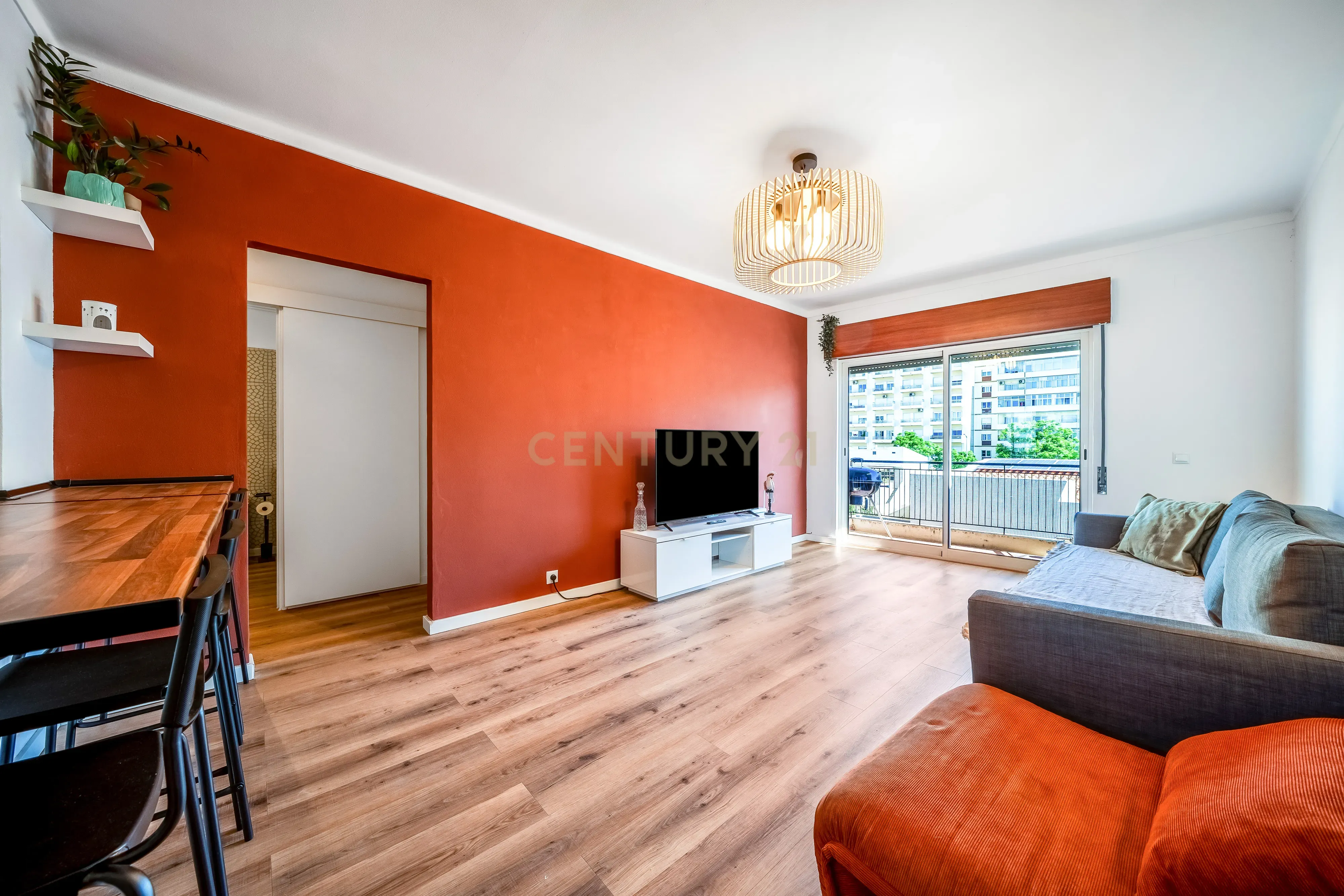 Fotografia 6 de T2 Renovado no Centro de Loulé | Excelente Localização