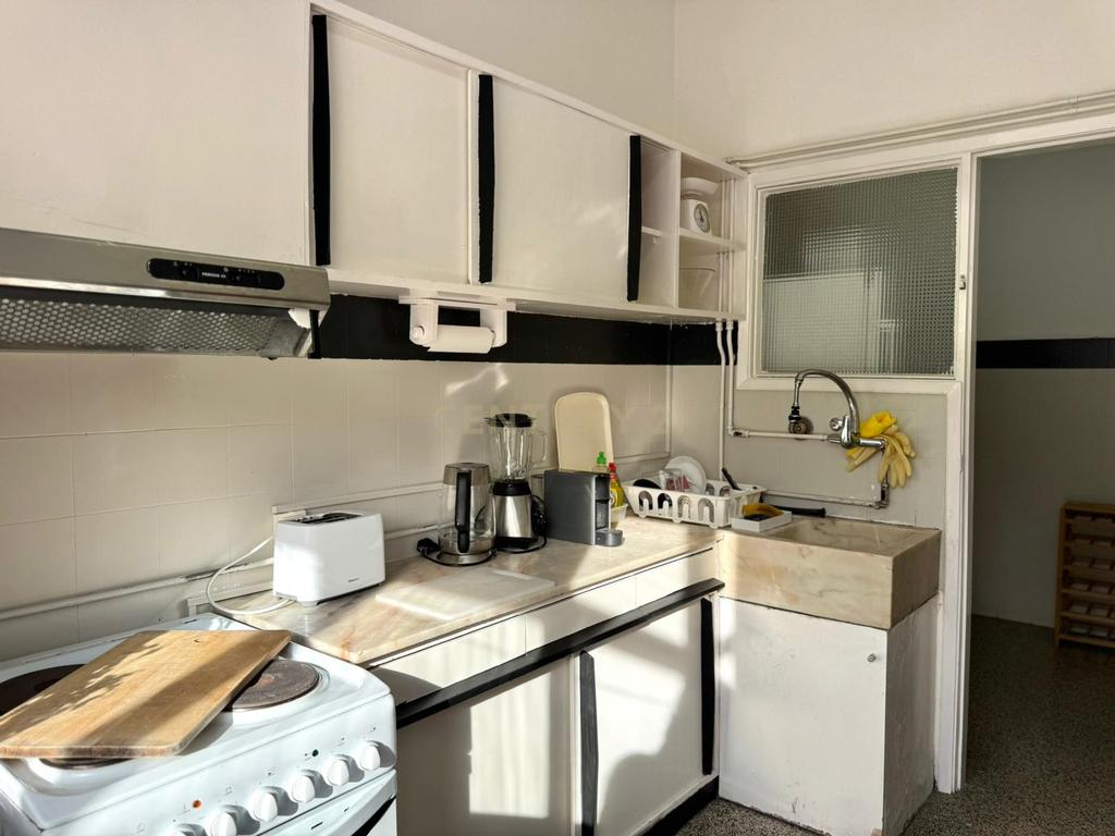 Fantástico Apartamento T2 com Varandas no Centro do Porto - Image 23