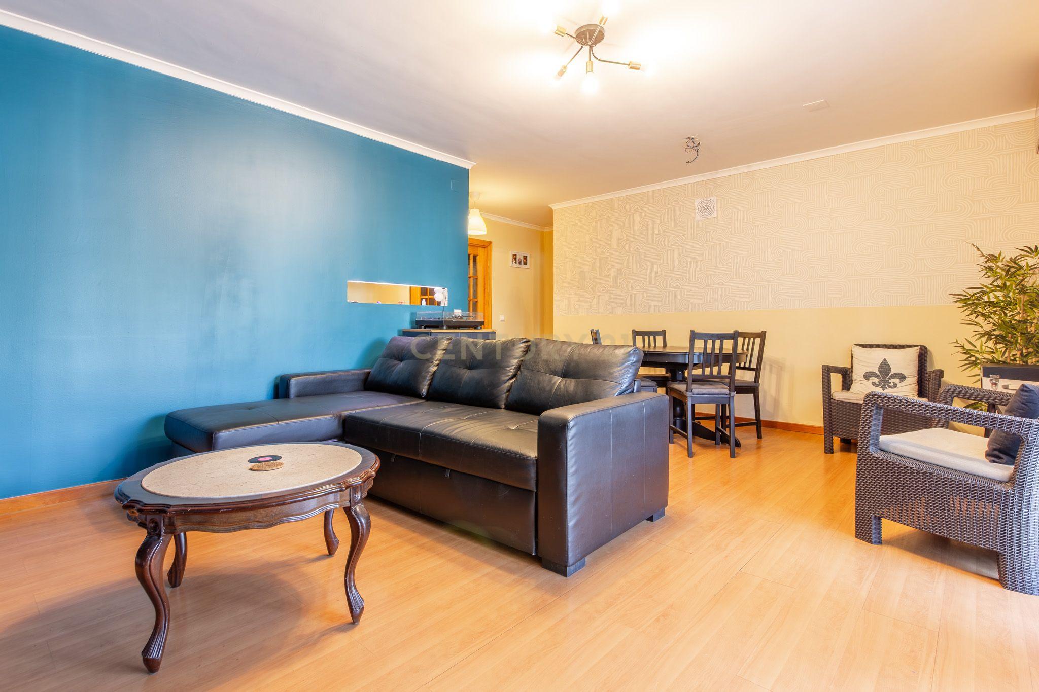 Fotografia 6 de Apartamento Quatro Assoalhadas -Com Lugar de  Parqueamento - Quinta do Anjo, Palmela