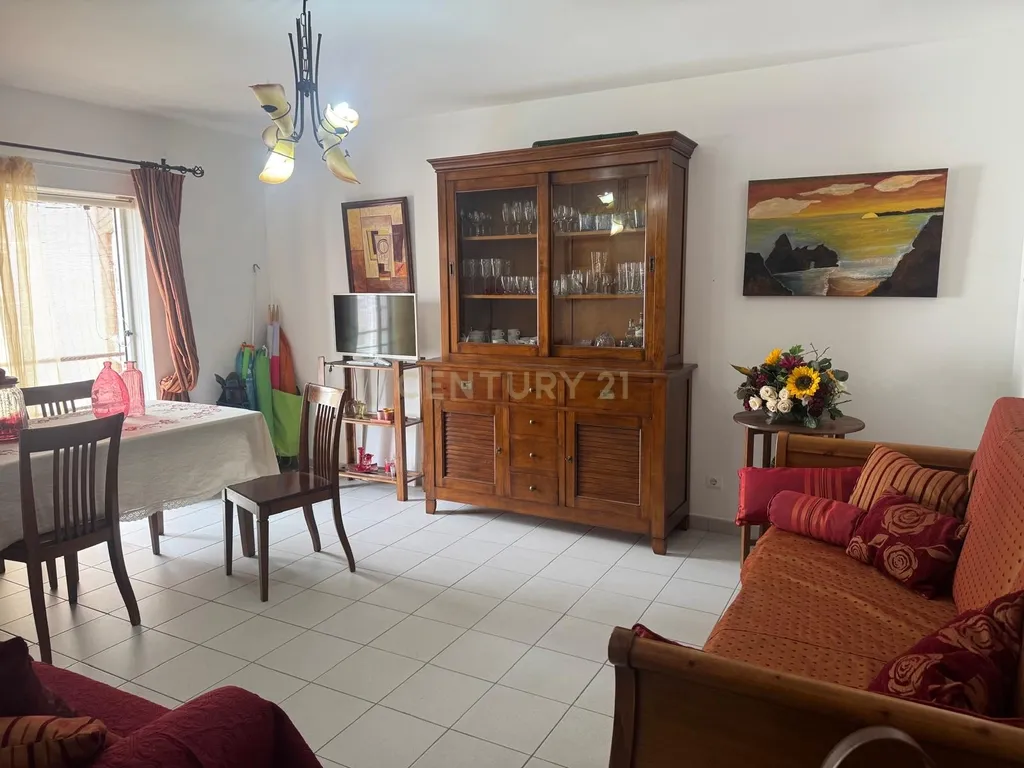 Apartamento T2 - Oportunidade Única a 5 Min da Praia da Rocha! - Image 79