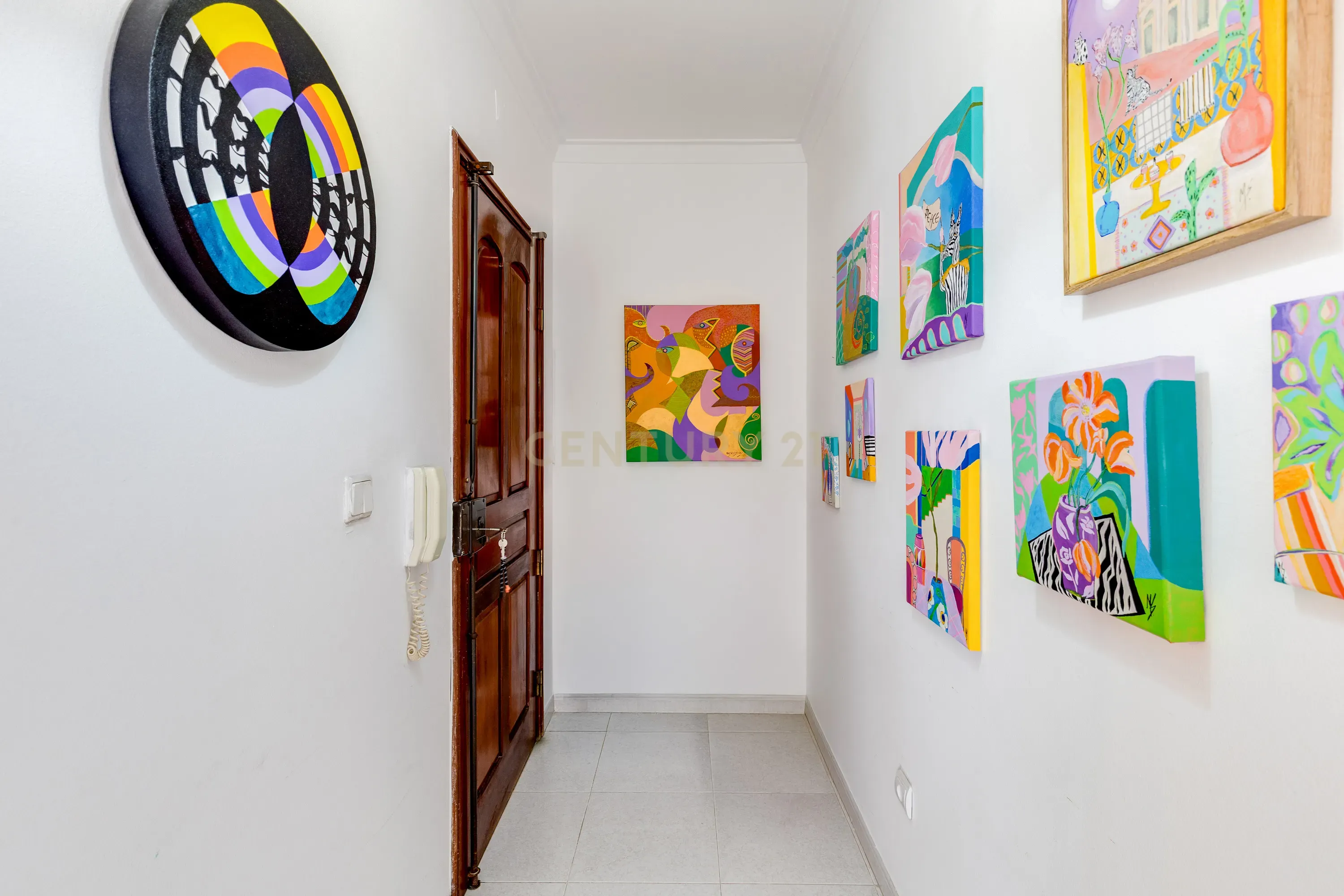 Fotografia 10 de Apartamento T1 em Corroios, Seixal | Praticidade para o dia a dia e proximidade de Lisboa