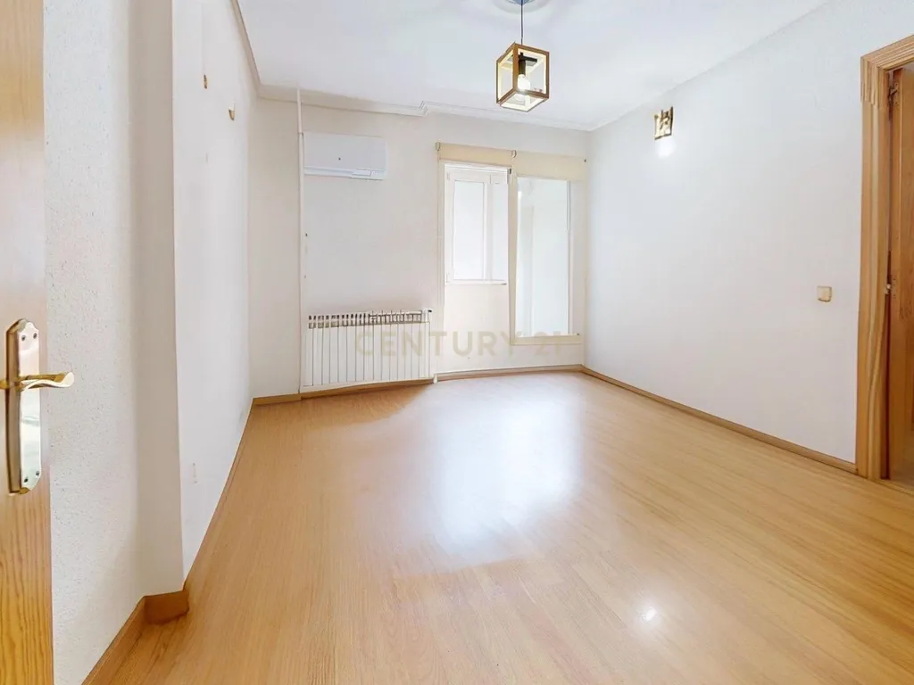 Apartamento Renovado em Alcalá de Henares, Madrid - Image 27