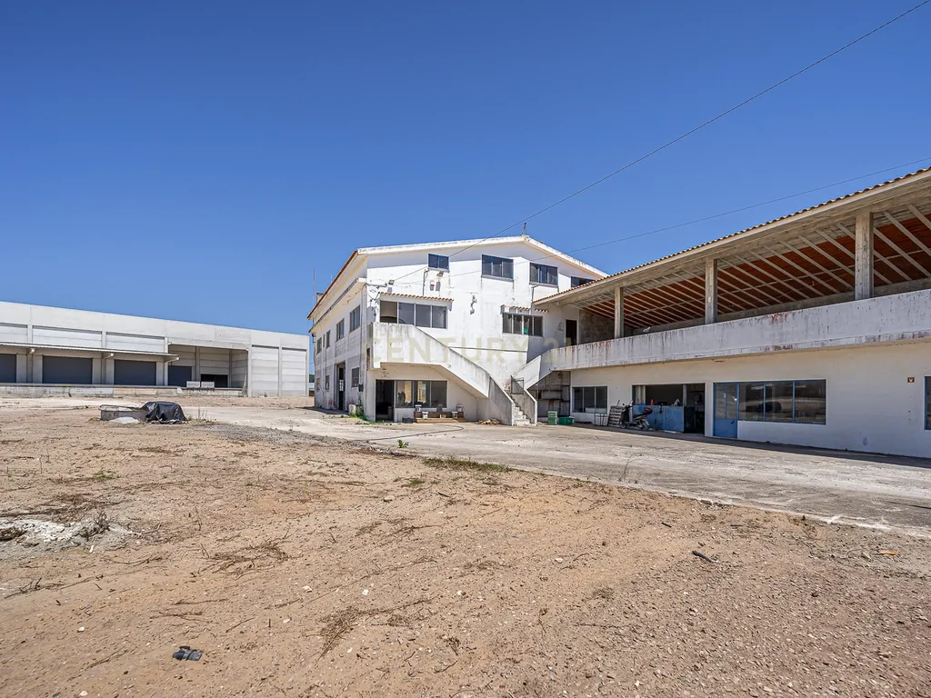 ARMAZEM PARA VENDA EM TORRES VEDRAS - Image 45