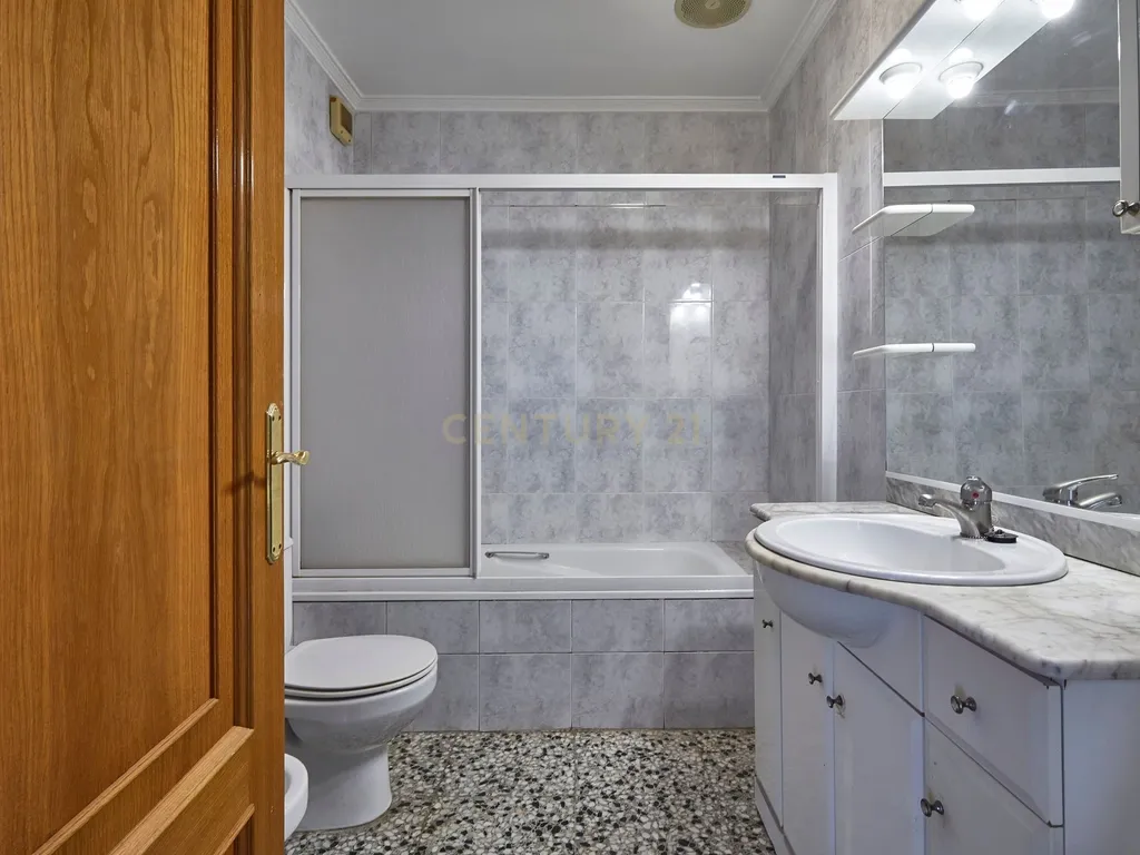 Apartamento em Montcada i Reixac, Barcelona - 3 Quartos - Image 24