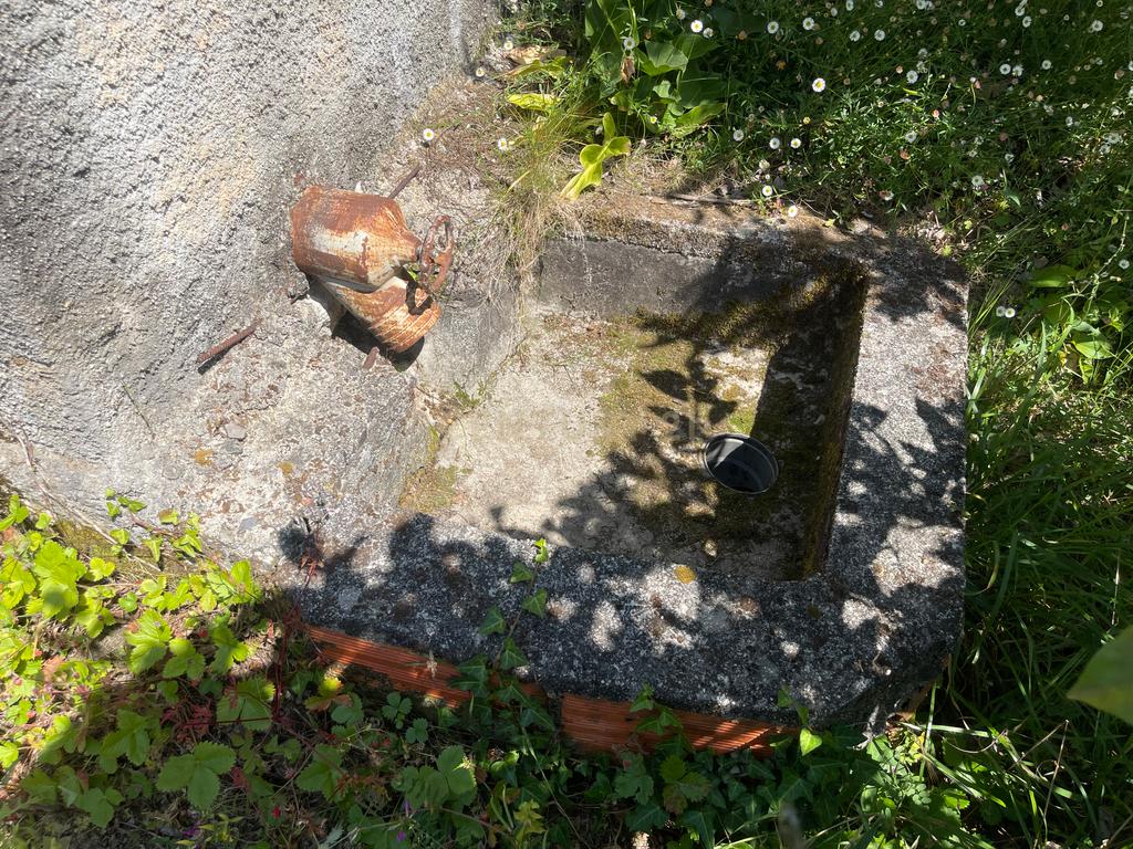 Terreno de 7.500 m² situado próximo ao lago, contendo uma casa a ser restaurada e um aviário automatizado altamente rentável. - Image 53