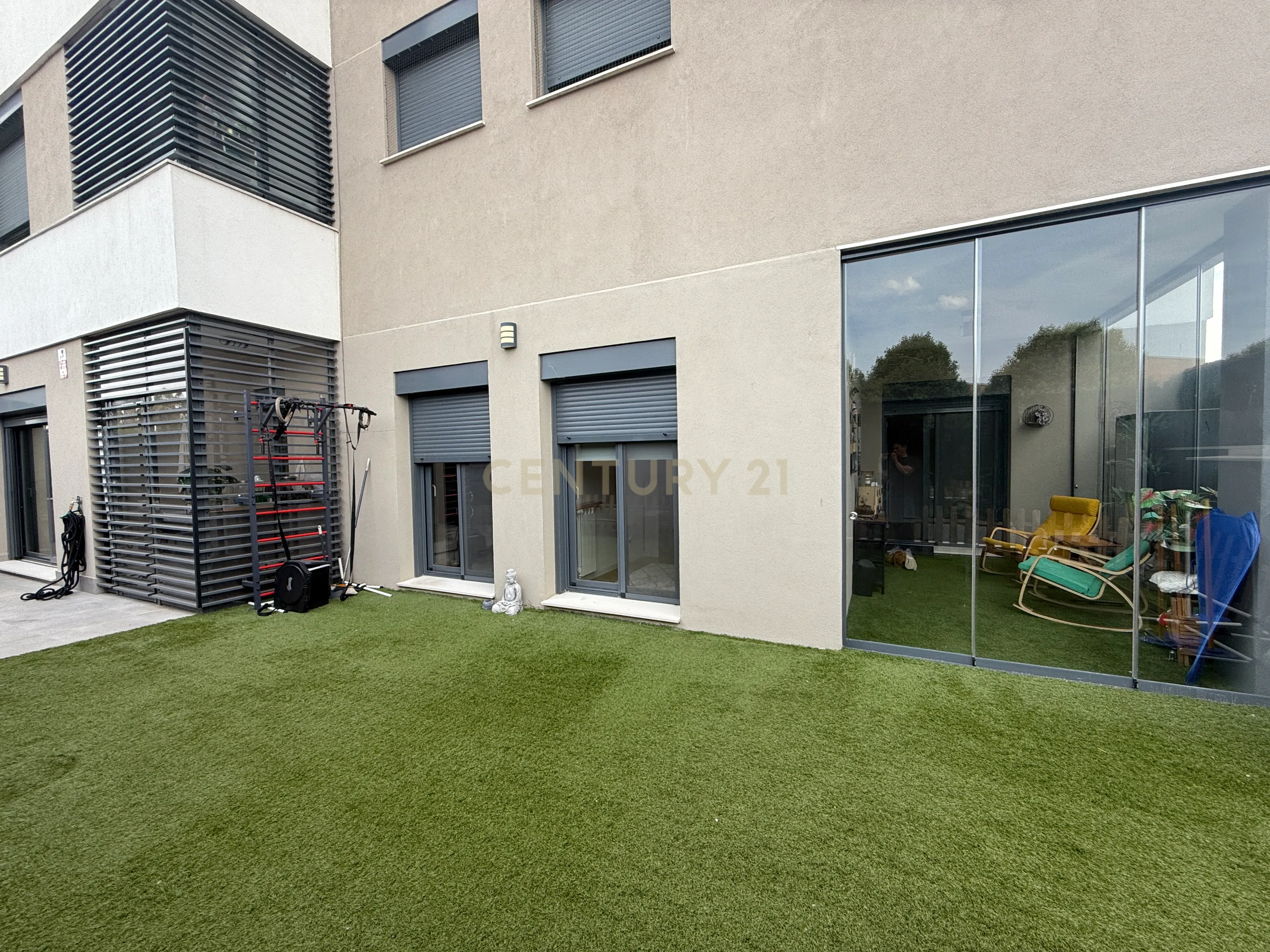  - Image 36
