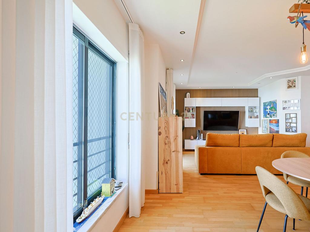 T2 no Parque Luso, Corroios | 118 m² | Garagem Box | Suite | Varanda | Excelente Localização. - Image 16