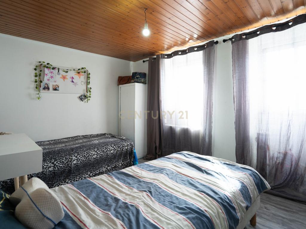 Moradia T3 na Lousã - Image 16