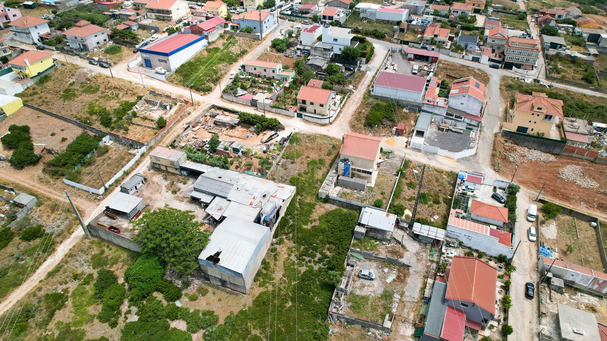 Fotografia 4 de Terreno Urbano em Dona Maria, Sintra - 459m²