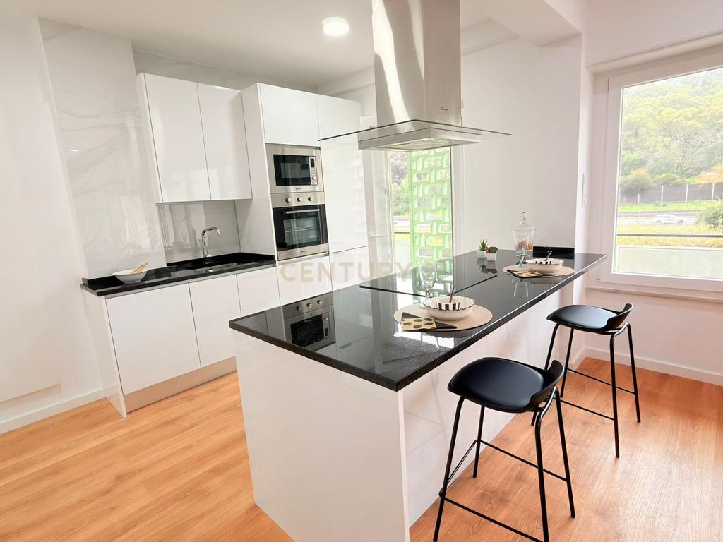 Espaçoso Apartamento T3 em Benfica - Image 7
