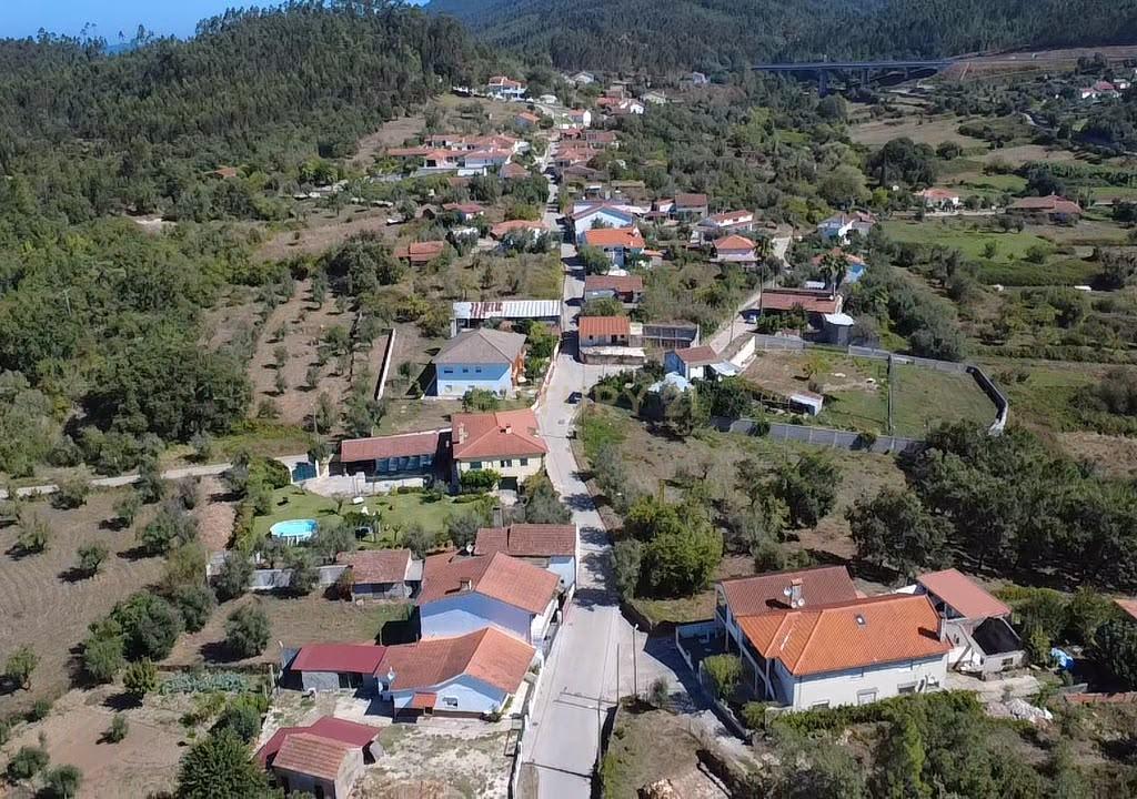 Moradia Para Reconstrução | Estrada de Viavai Penela - Image 16