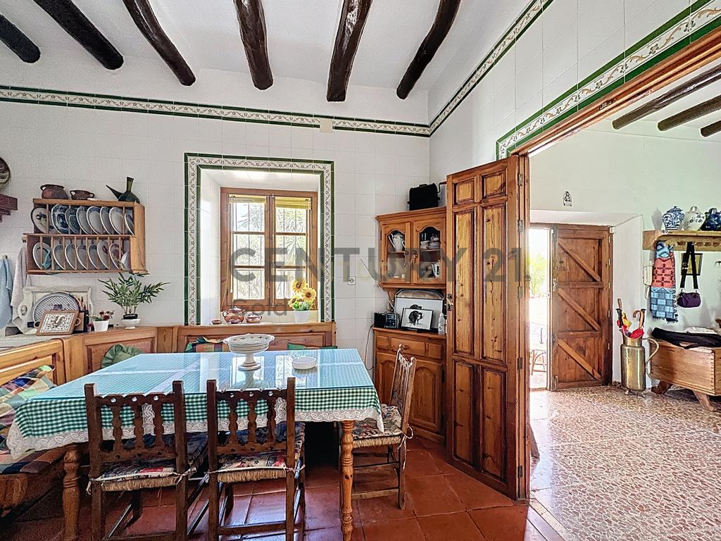 🏡 Encanto andaluz no coração da região: Casa histórica em Humilladero (Málaga) - Image 19