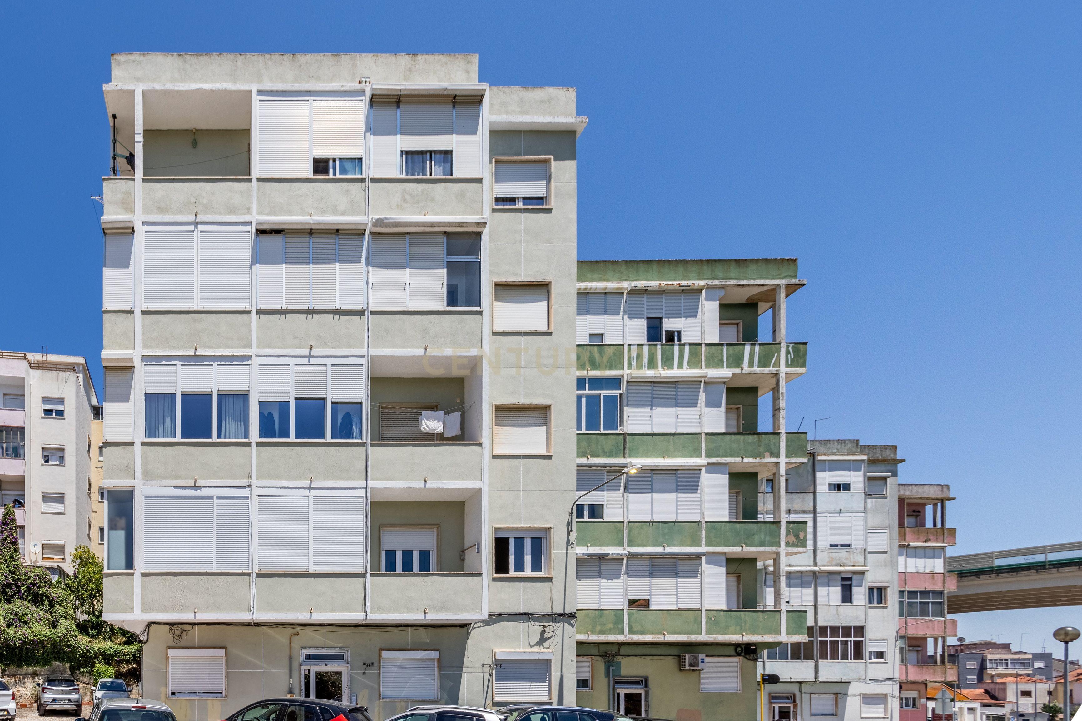 Fotografia 7 de T2 em Vila Franca de Xira, totalmente remodelado, luminoso e vista desafogada