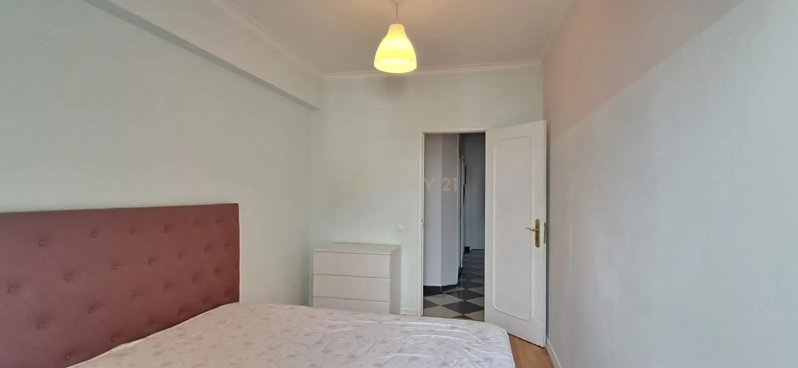 Fotografia 10 de Oportunidade na Póvoa de Santa Iria – Apartamento com 3 quartos para venda