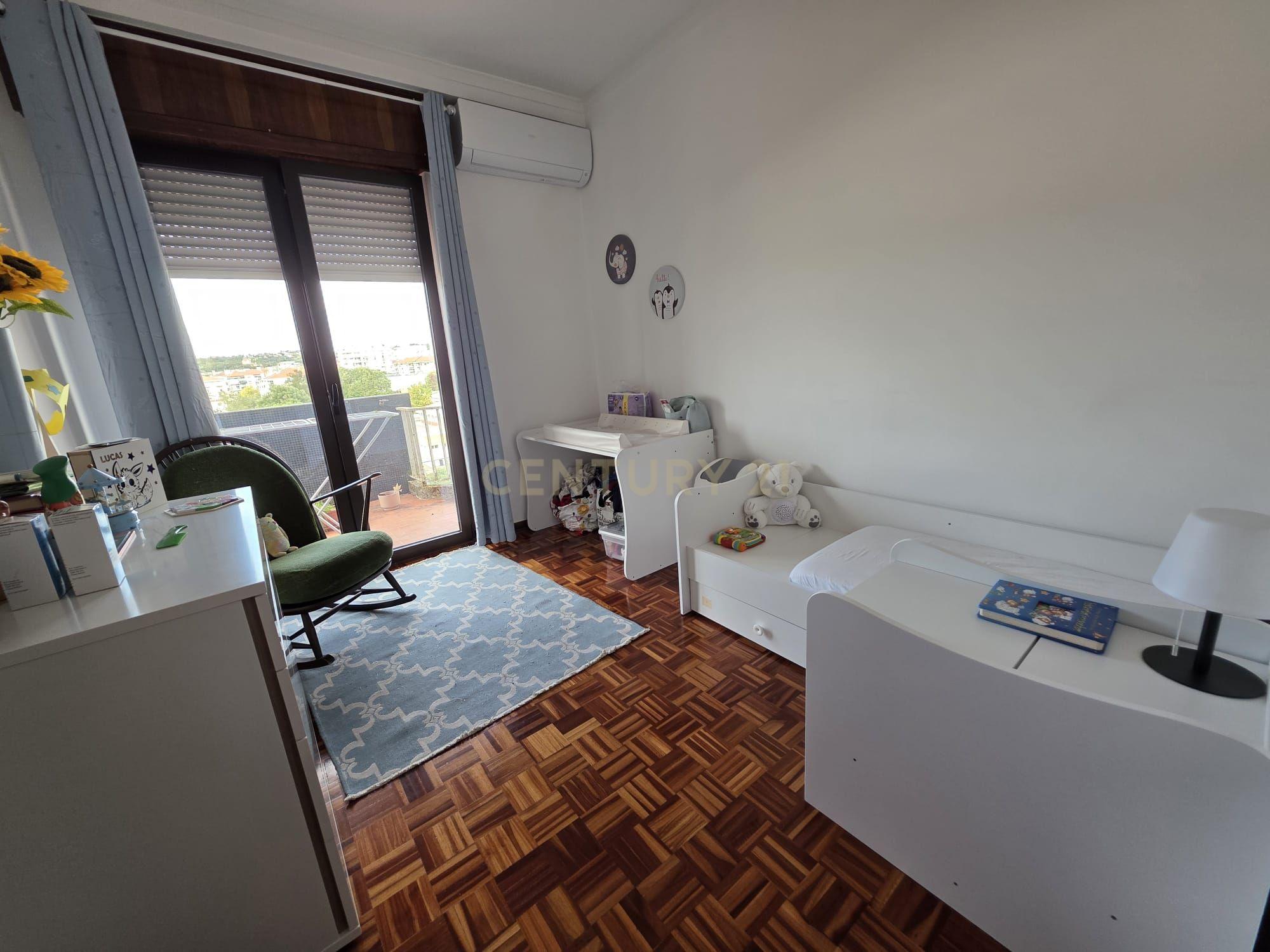 Apartamento T5 à venda em Tomar (São João Baptista) e Santa Maria dos Olivais, Tomar — foto 11