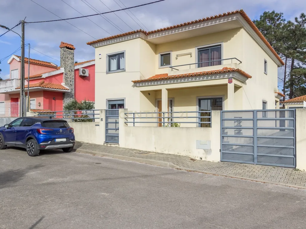 Moradia Isolada T4| Amora - Seixal - Image 32