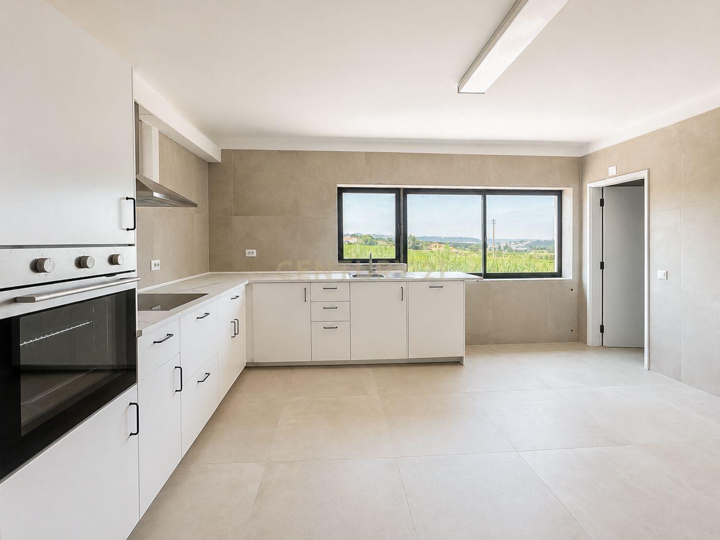 Fotografia 5 de Moradia T3 com vista para o Castelo de Óbidos