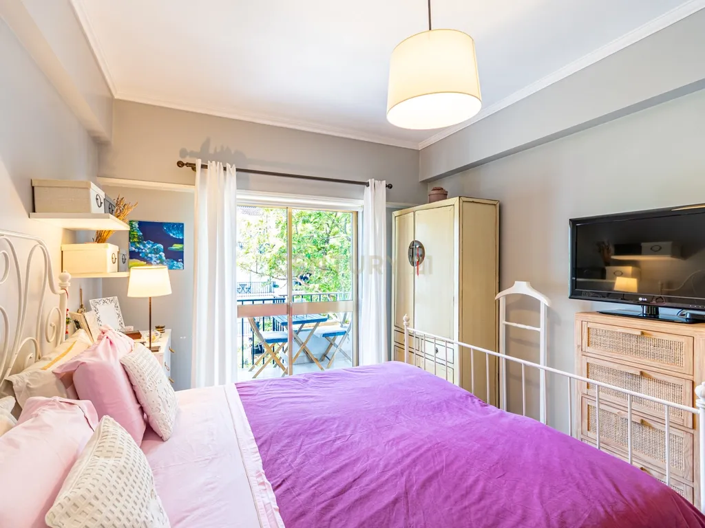 Apartamento T2 Junqueiro - Carcavelos - Cascais com varanda - Image 11
