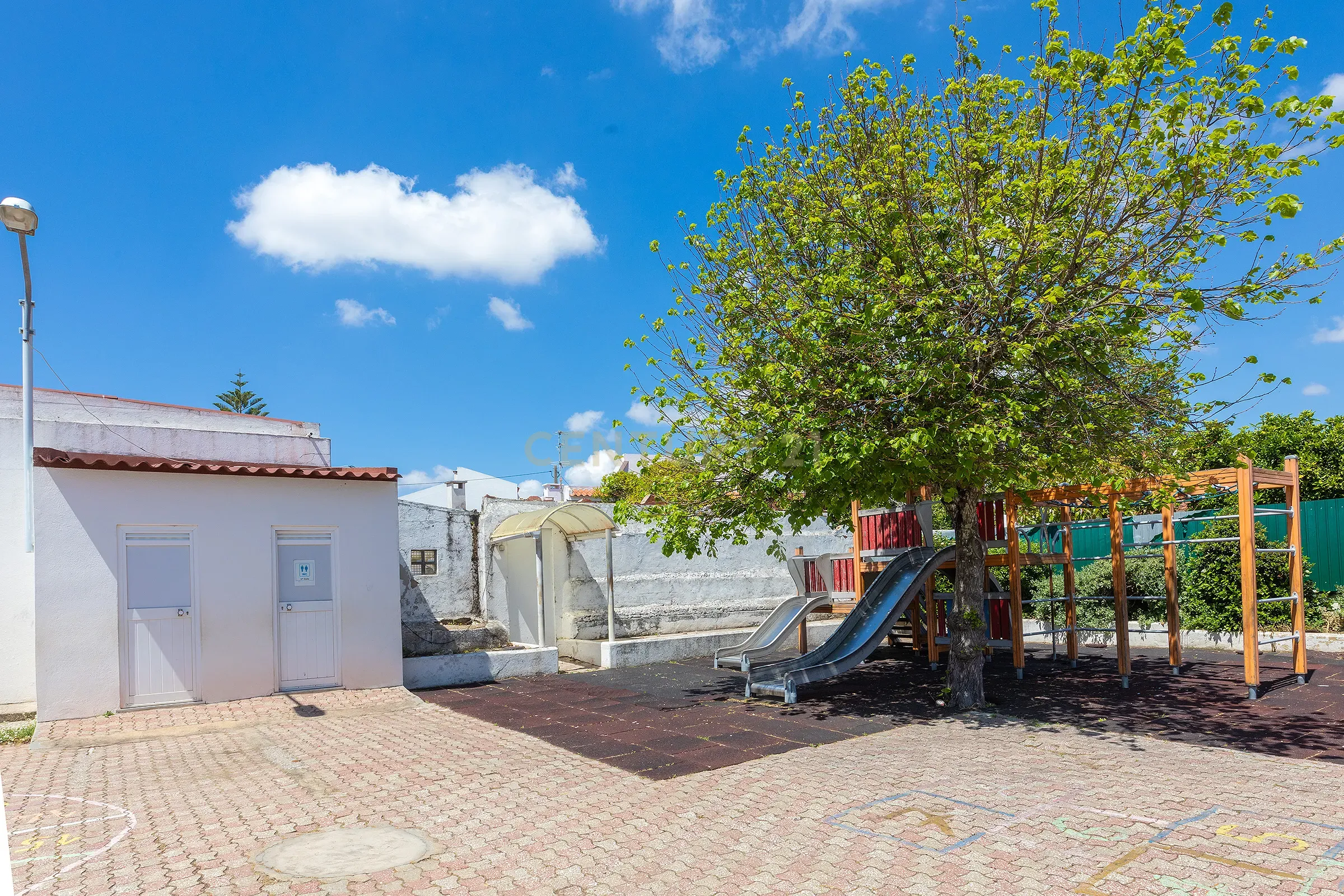 Moradia para venda | 500m² construídos | 1.060m² Terreno | Alapraia | São João do Estoril | Cascais - Image 8