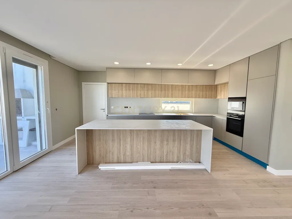 Moderna Moradia T3 em Azeitão, Setúbal - Em Construção - Image 6