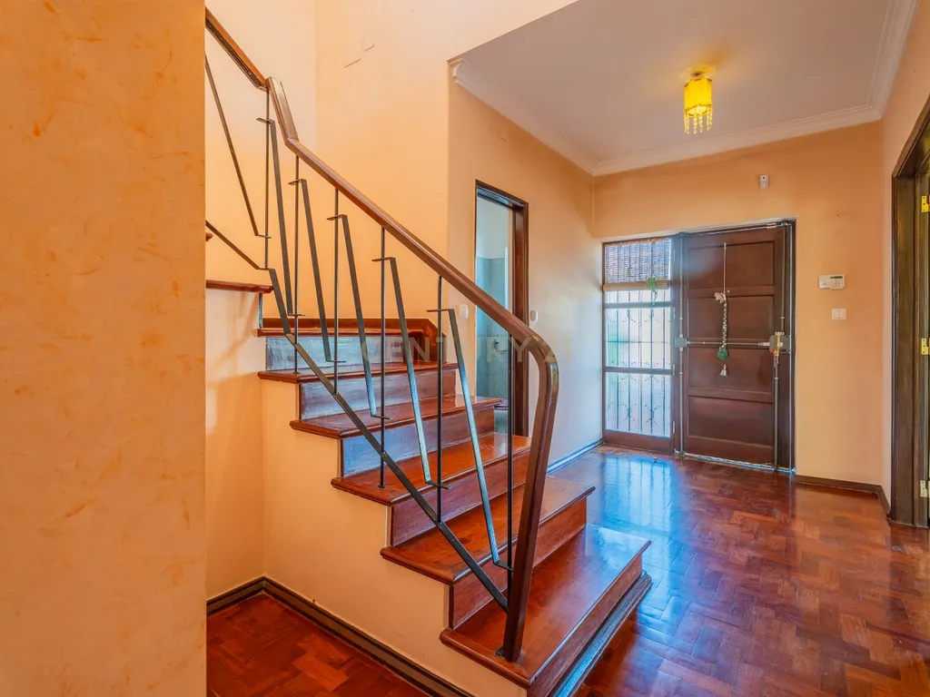 Moradia T4 com jardim no Bairro do Rosário, Cascais - Image 29