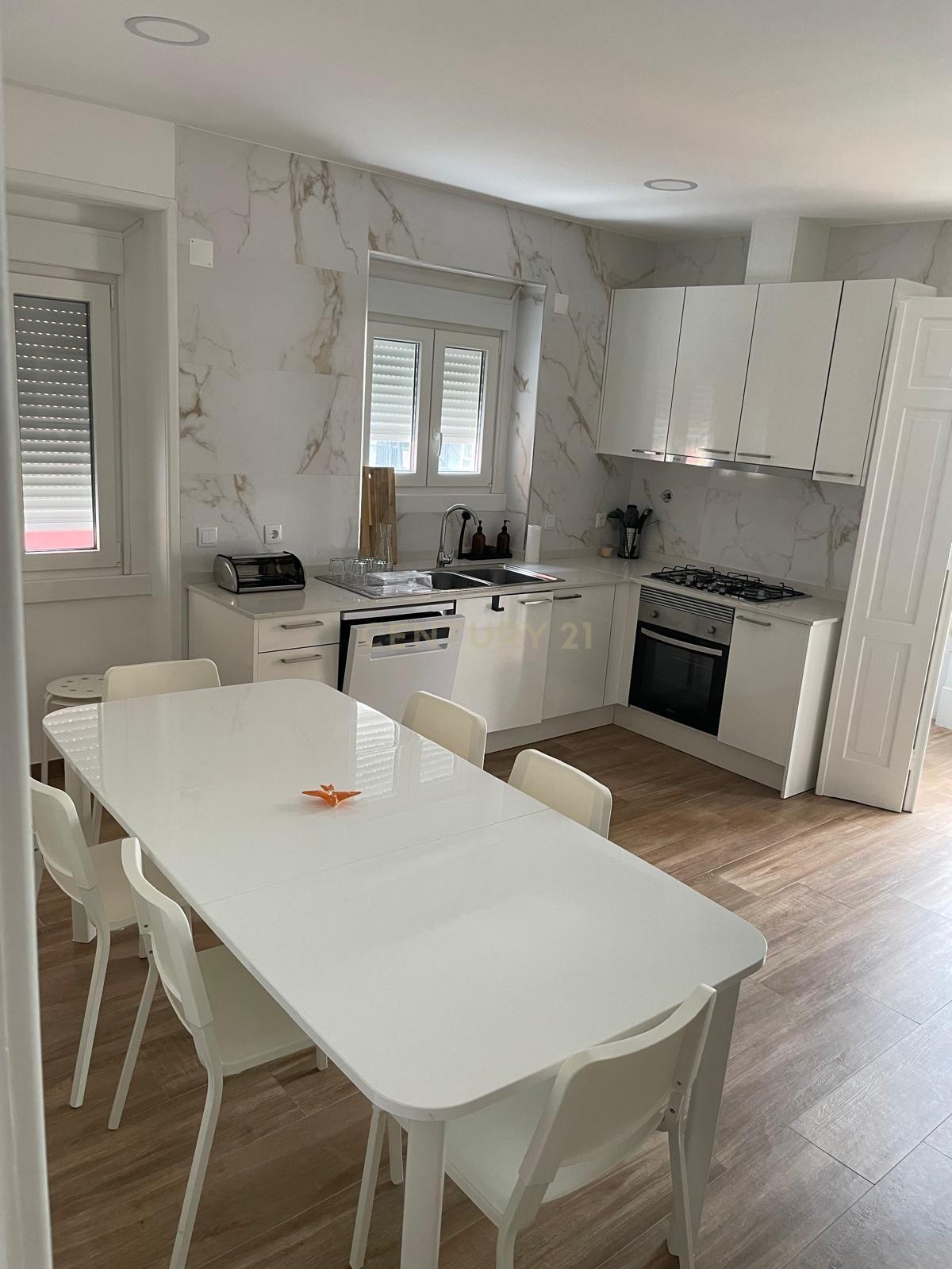 Fotografia 2 de Apartamento Renovado mobilado e equipado no Areeiro, Lisboa -