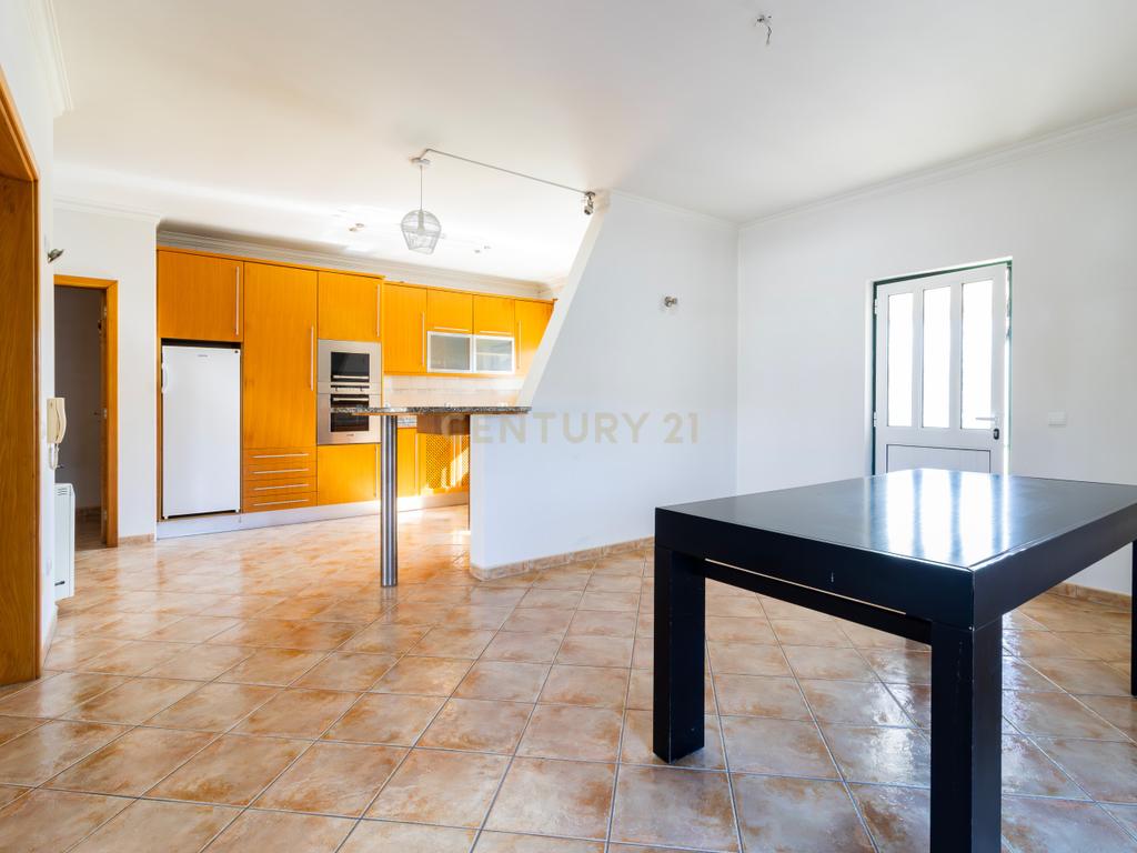 🏡 Moradia Térrea com Garagem para 2 carros - Image 14