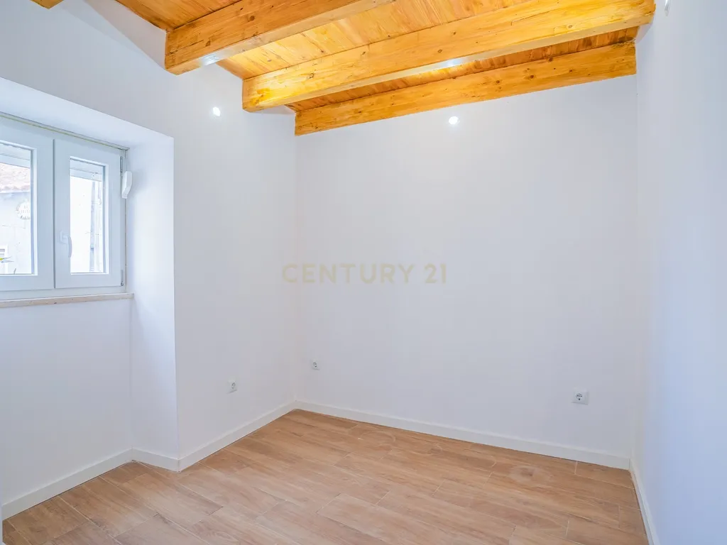 Moradia T2+1 com Terraço – Tornada, a 5 min de Caldas da Rainha - Image 16