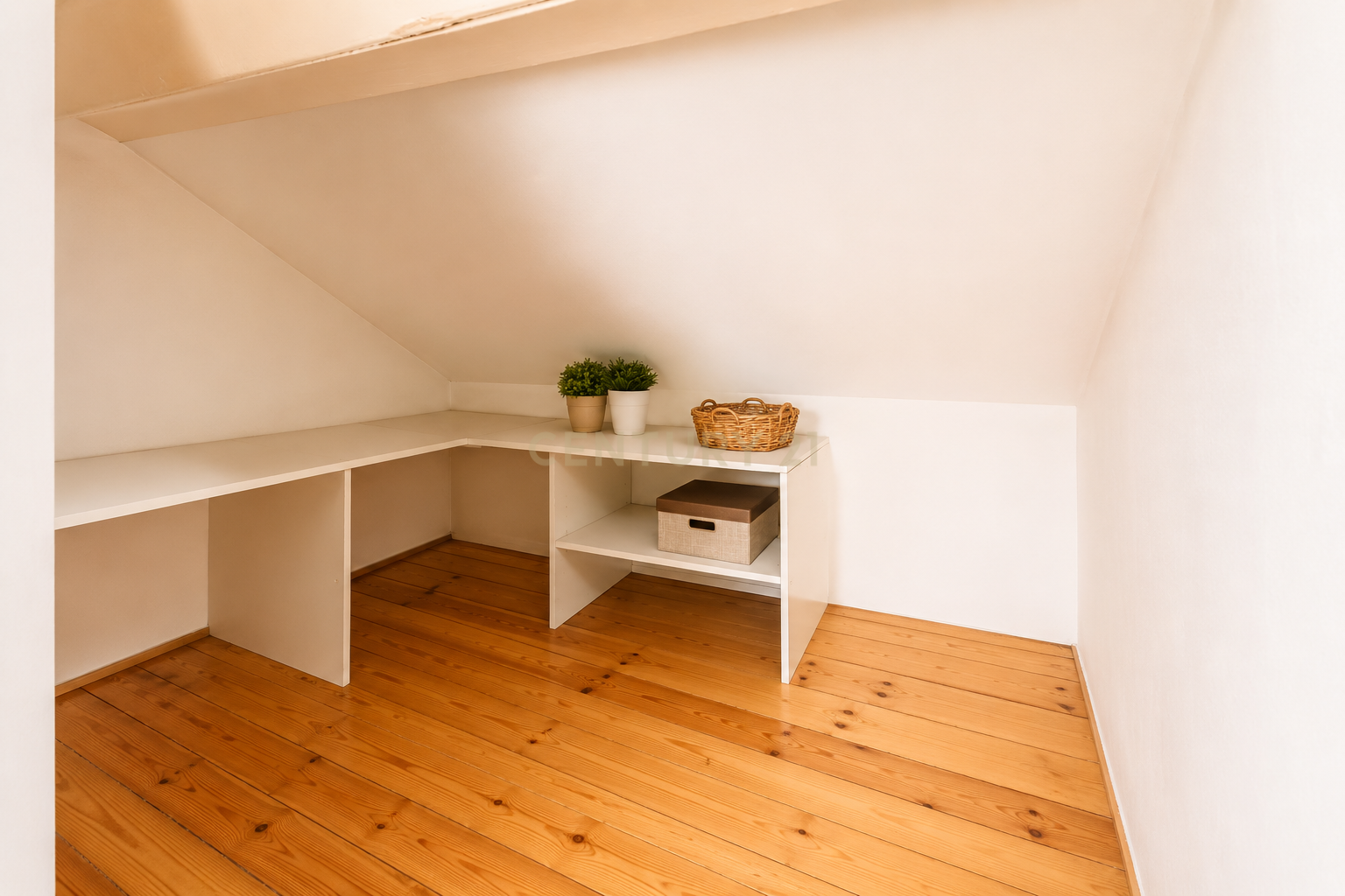 Fotografia 11 de Apartamento T2 Duplex, em Prazeres, Lisboa