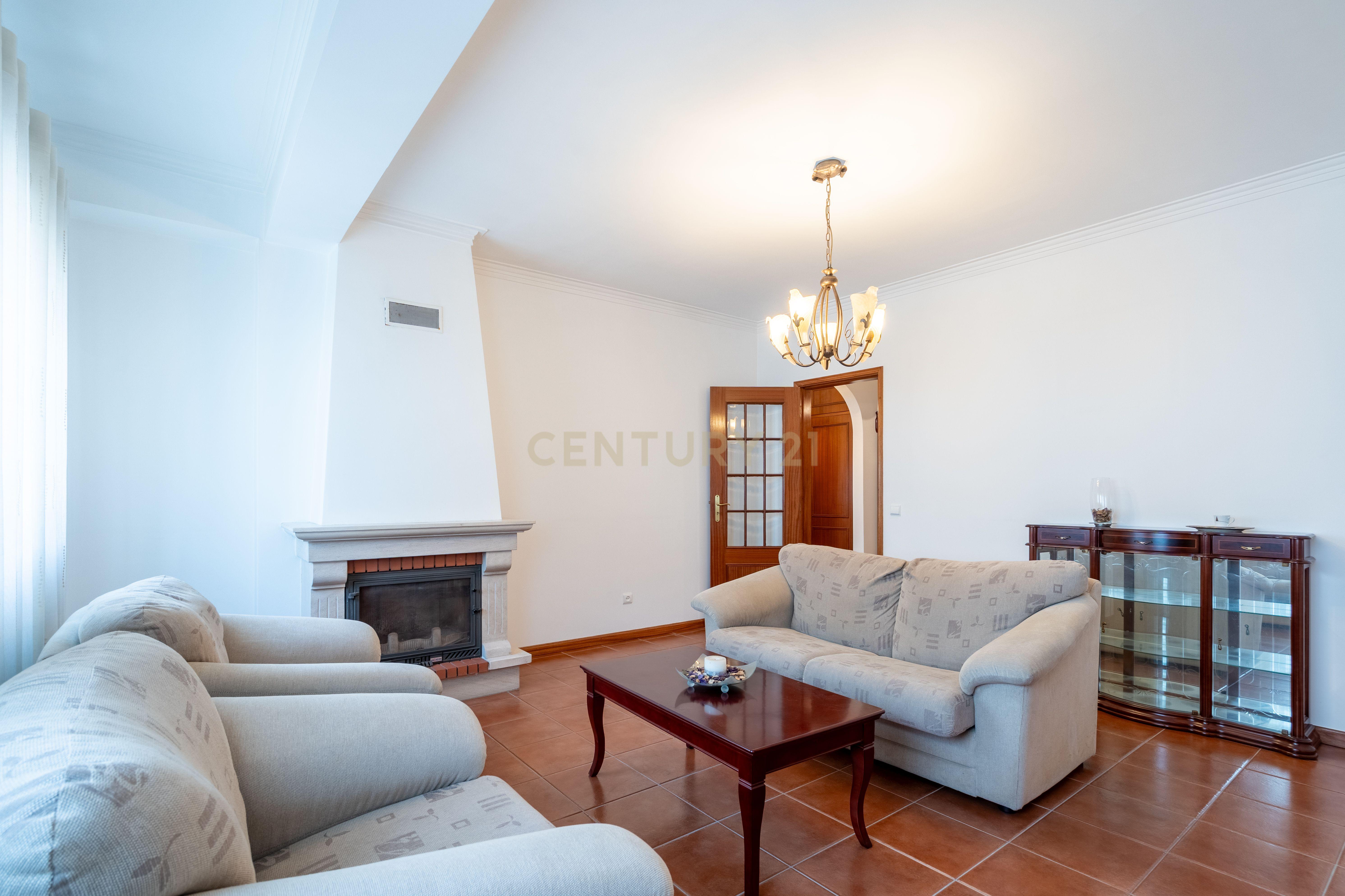 Fotografia 9 de Moderno T1 em Lousã, quase novo e pronto a habitar