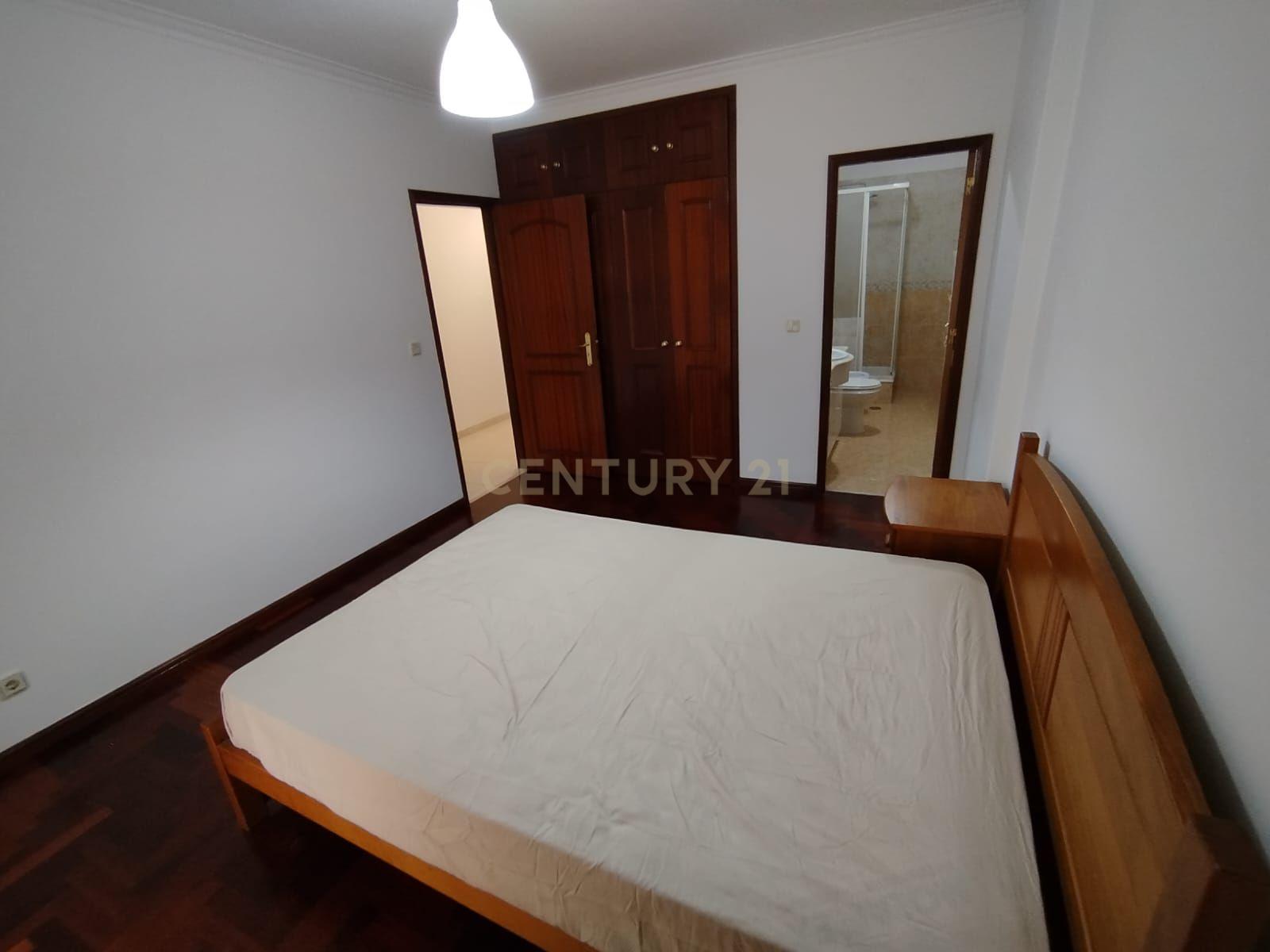 Apartamento T3 em Sintra: Conforto e Localização Privilegiada - Image 20