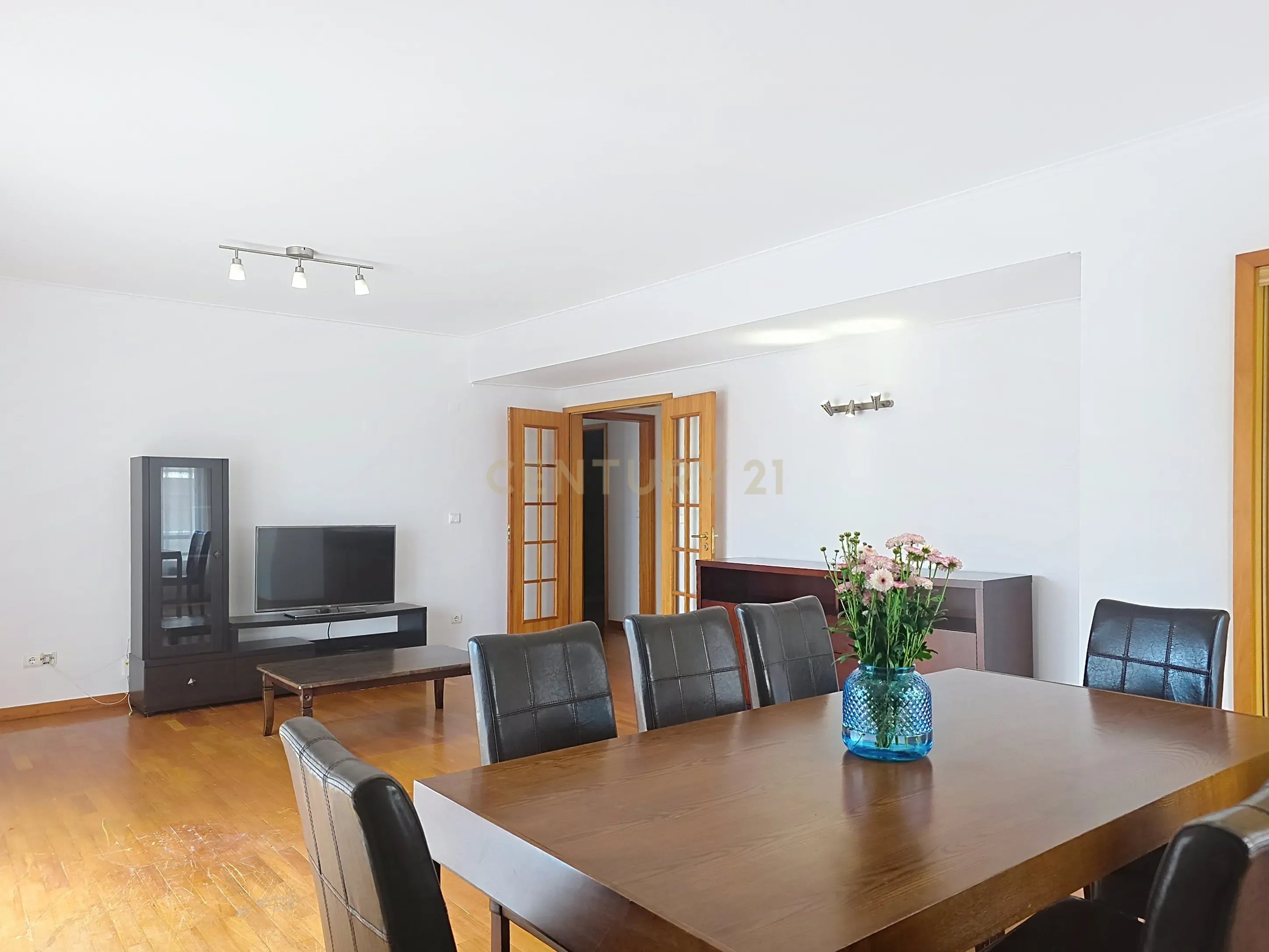 Fotografia 8 de Apartamento T3 no Edifício Mónaco, em Ponta Delgada