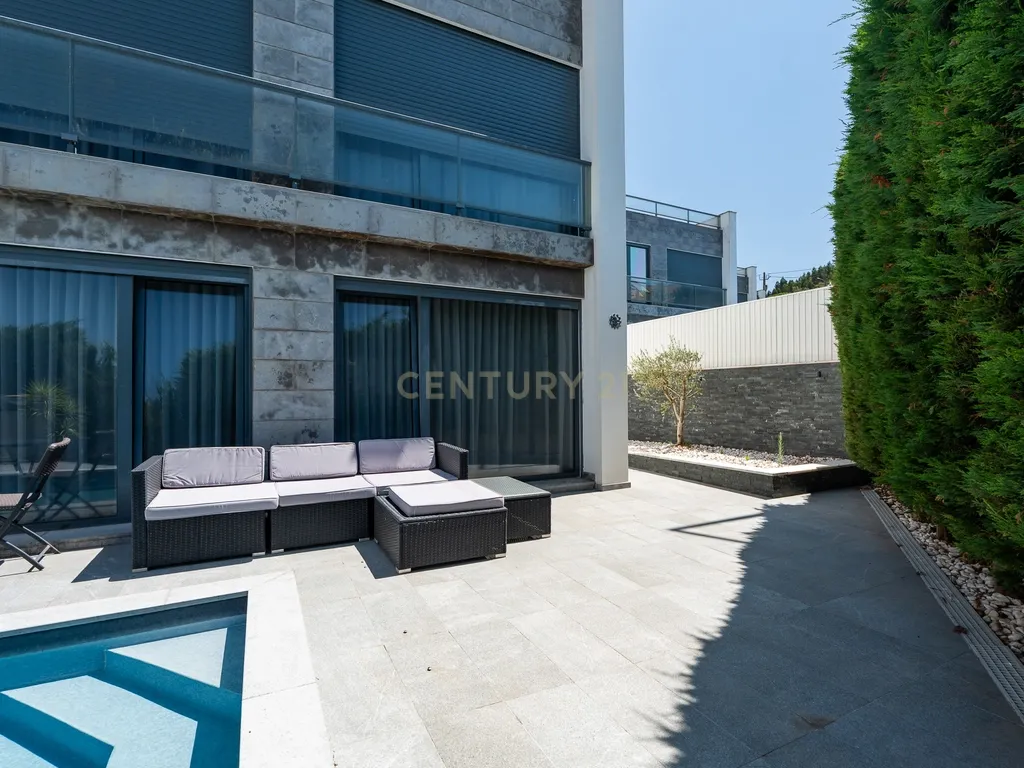 ** Moderna Moradia T4 c/ piscina e rooftop no condomínio privado "Villas do Campo" - Venda do Pinheiro ** - Image 77