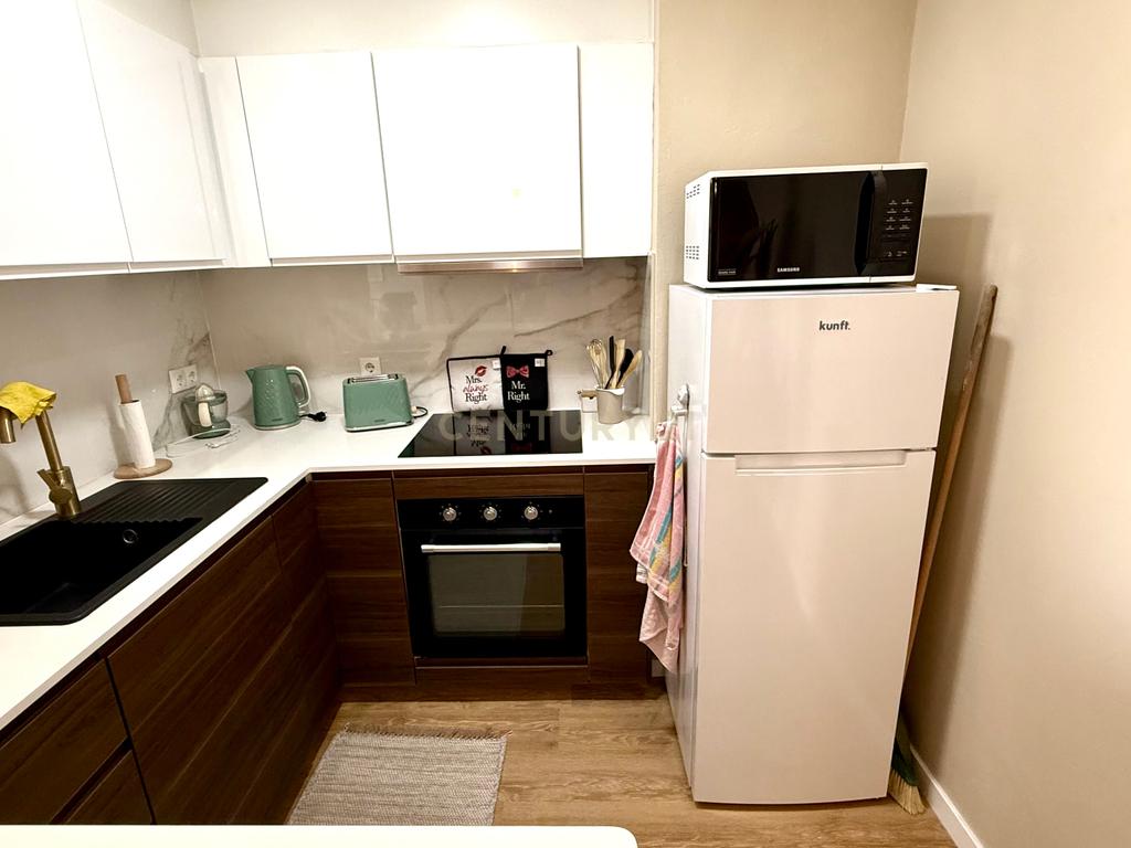 Apartamento T2 renovado em Armação de Pêra a 500 metros da praia. - Image 11