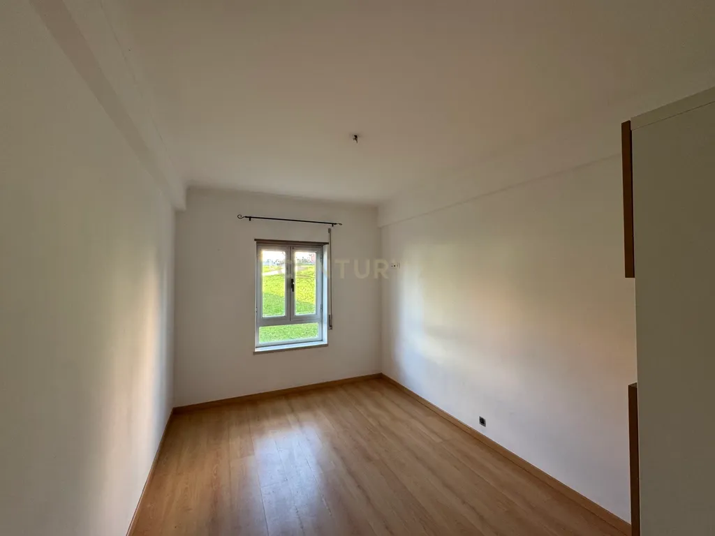 Apartamento T4 em Santarém para venda - Image 24