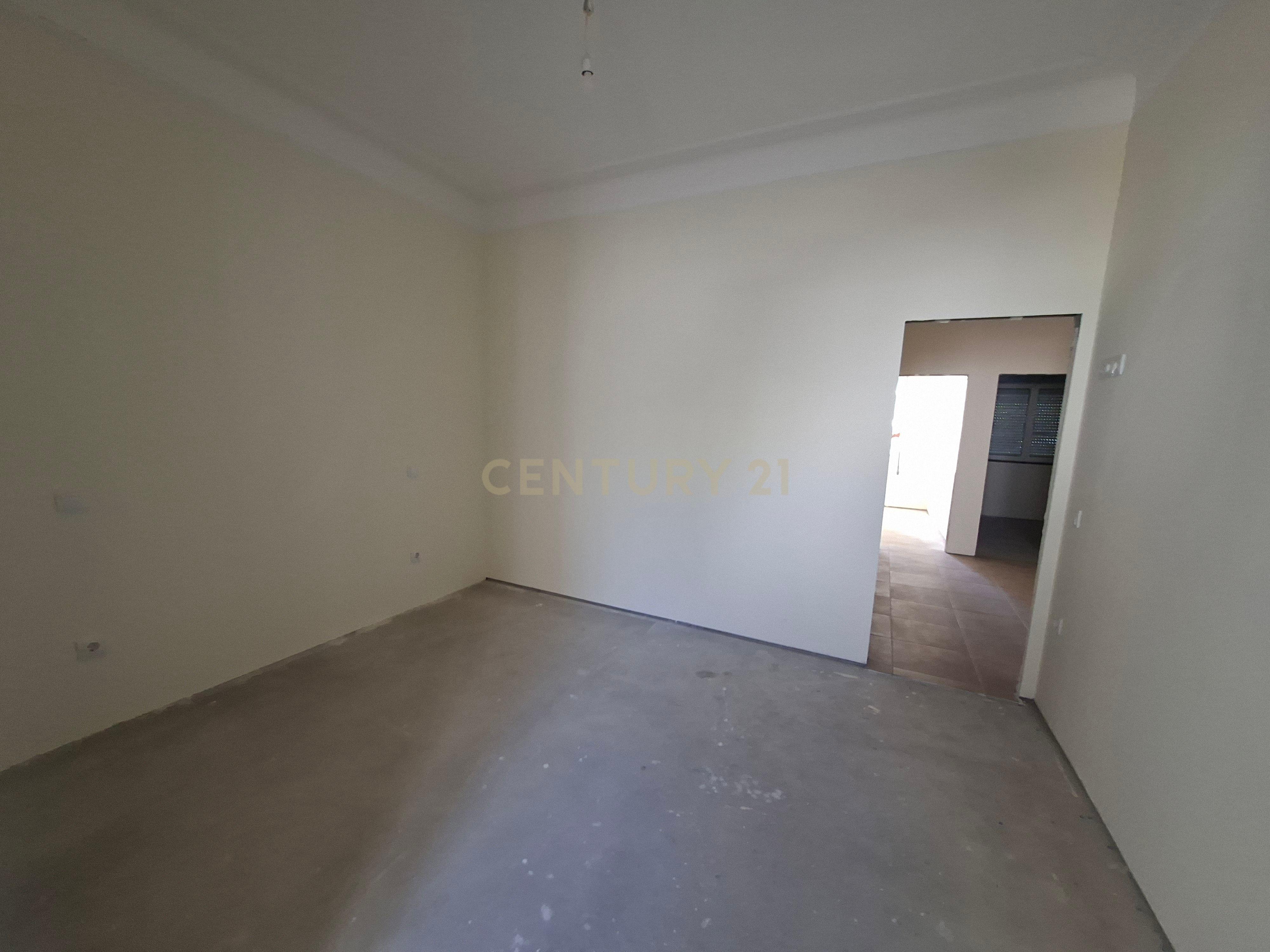 Fotografia 9 de Andar Moradia T3 a venda na melhor zona central de Vila Nova de Gaia