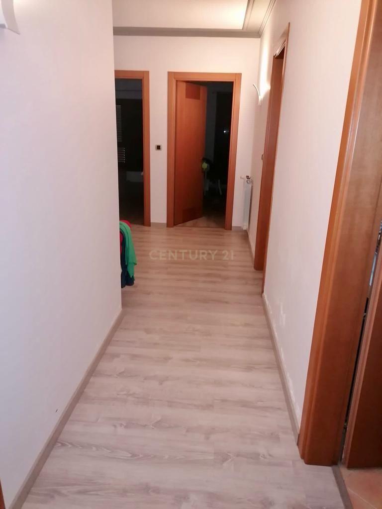 APARTAMENTO T4 SOLAR DAS MARINHAS - Image 5