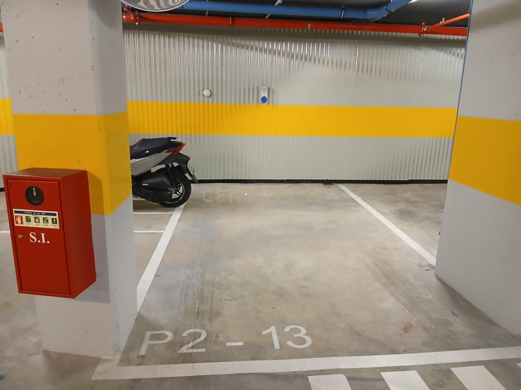 Parqueamento para arrendamento - Marquês de Pombal - Image 7