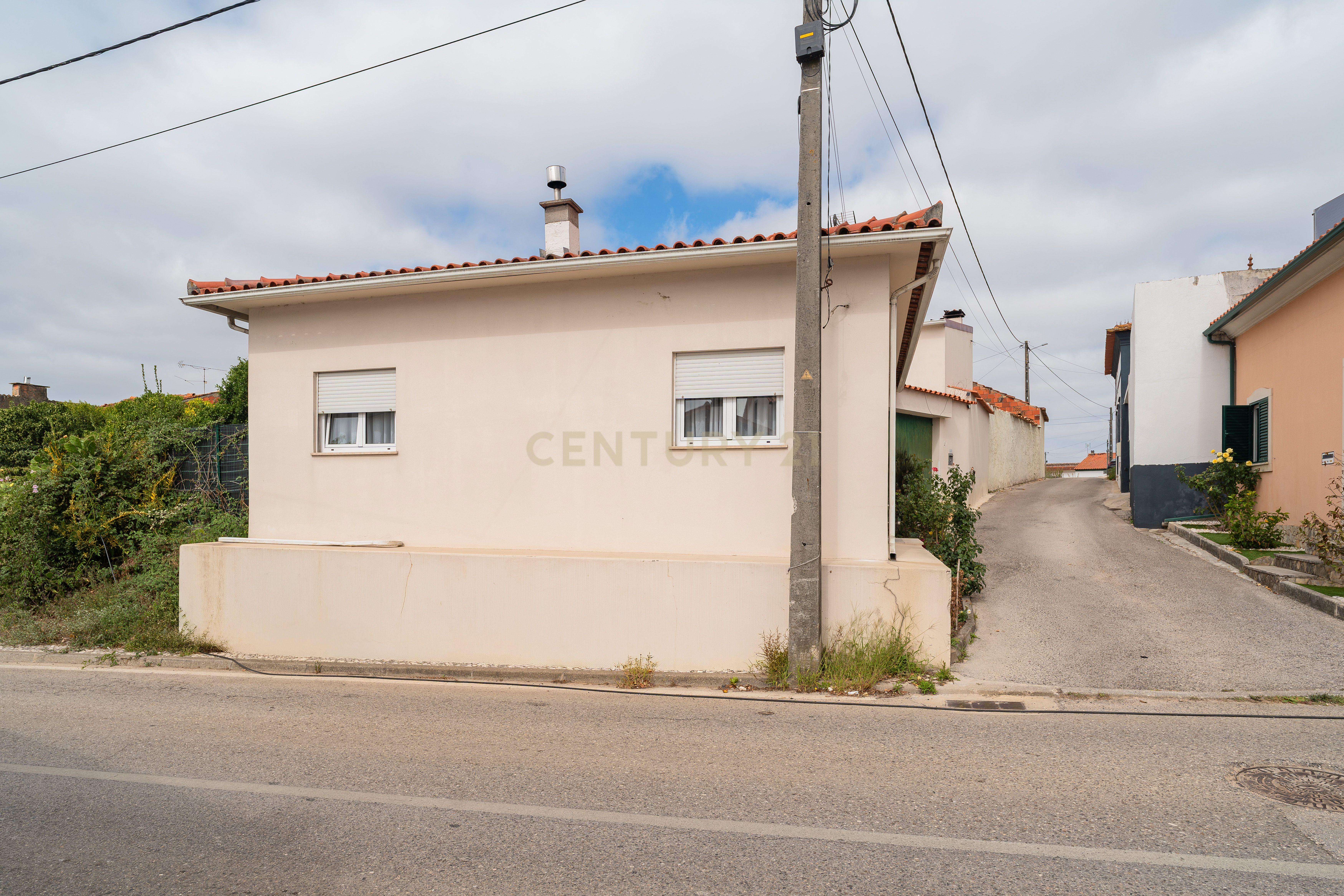 Moradia T4 em Marrazes e Barosa, €240.000