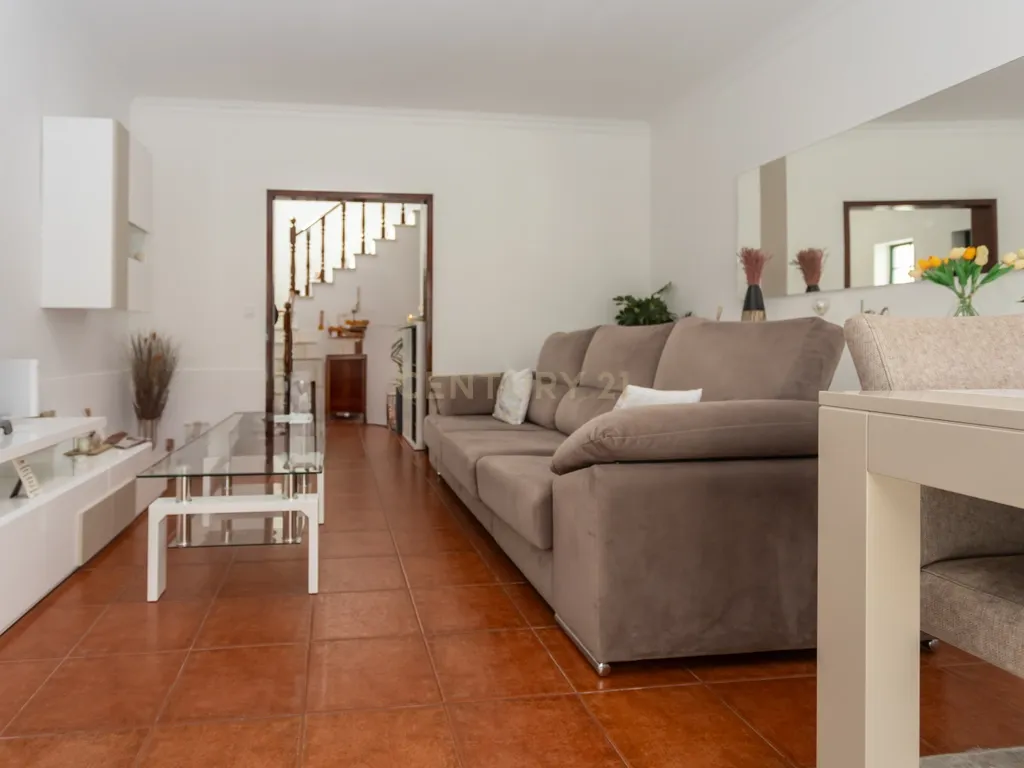 Moradia T3 na Quinta do Conde / Sesimbra com Excelente Localização - Image 10