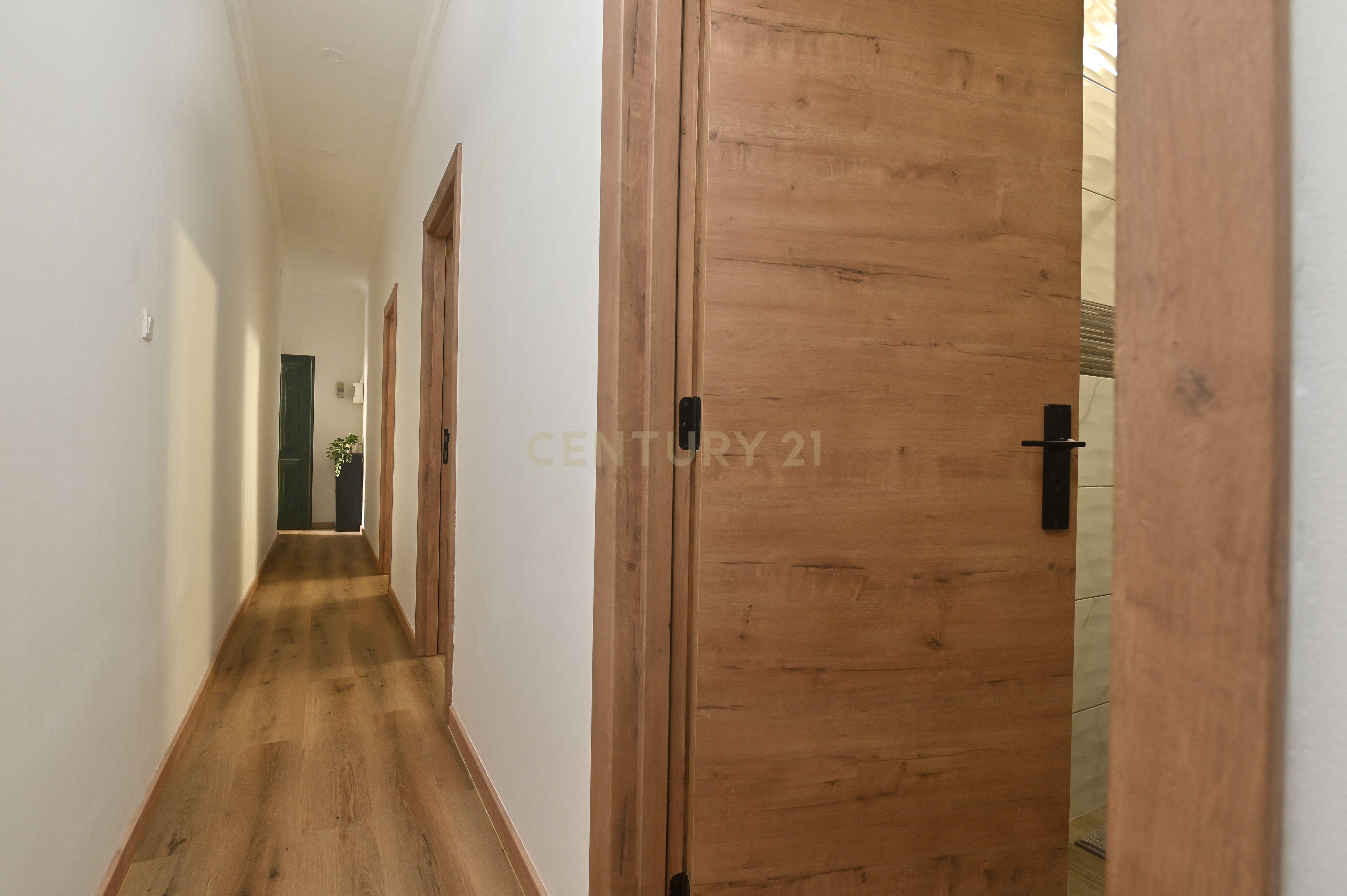 Fotografia 3 de Apartamento T2 Moderno em Arroios, Lisboa