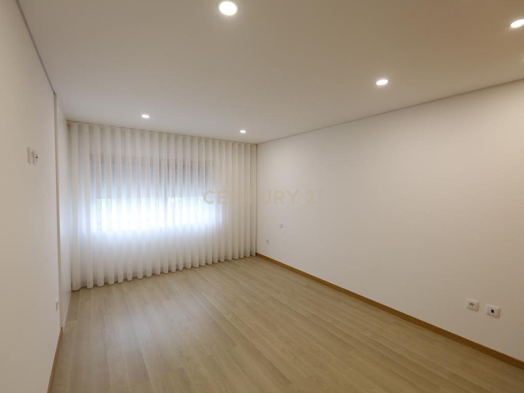 Moradia isolada em Abraveses, Viseu - Image 18