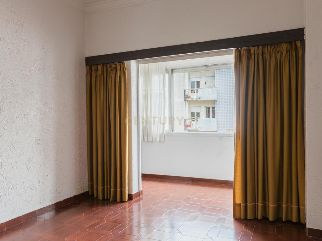 T3 com Vista Monsanto | Conforto e Localização Privilegiada - Image 8