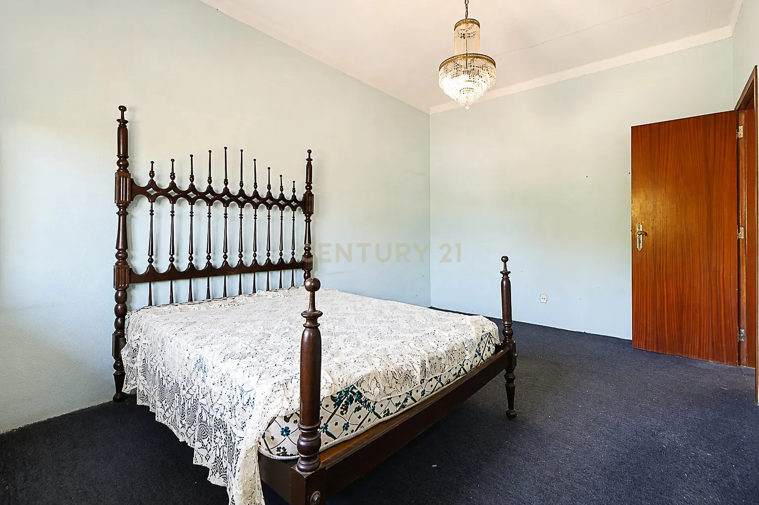 Fotografia 12 de Moradia para Remodelação com 1.332 m² de Terreno – Potencial para Destaque e Construção de 2 a 3 Moradias