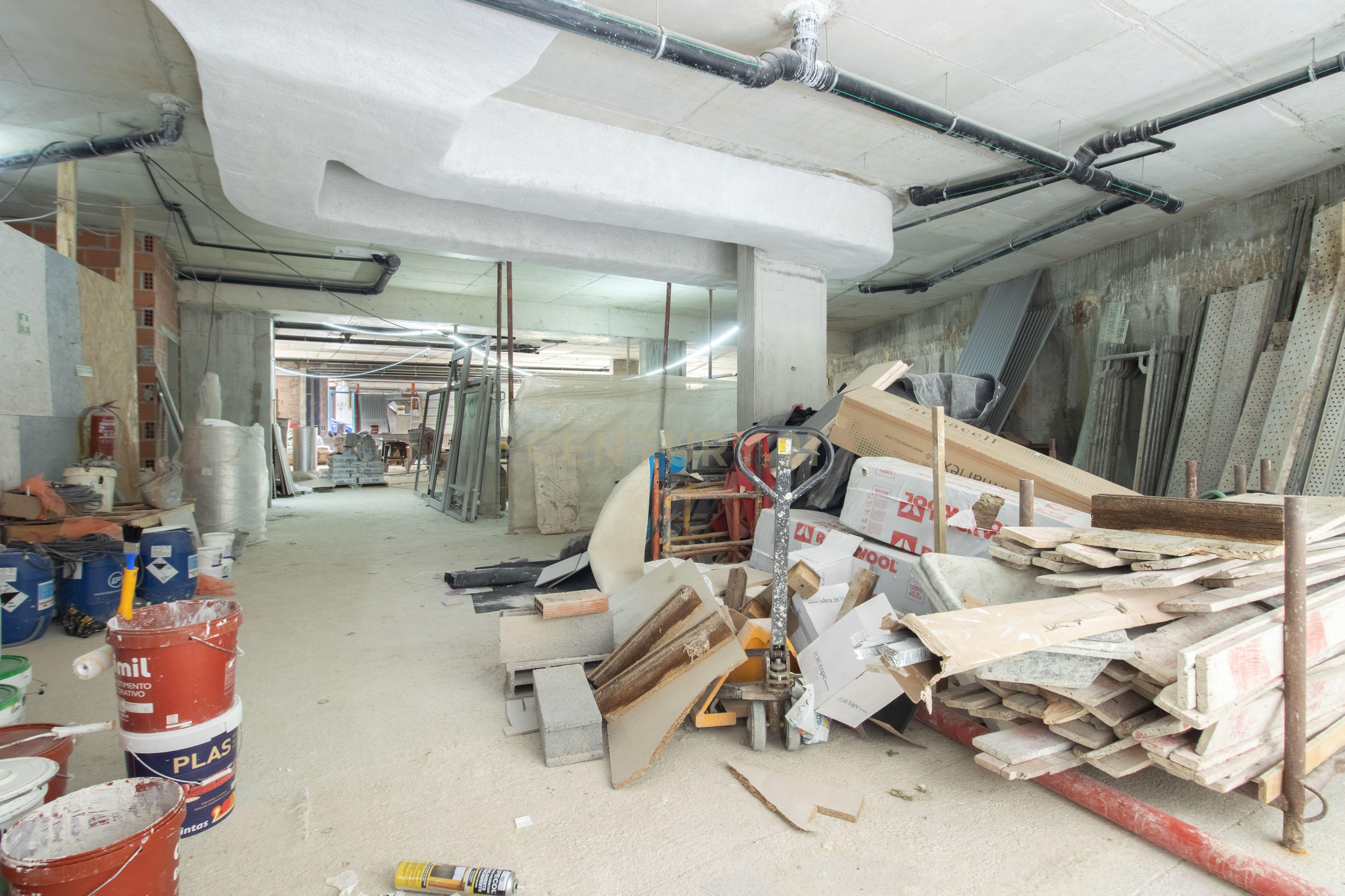 Fotografia 10 de Loja nova em Sacavém | 398 m² | Planta livre