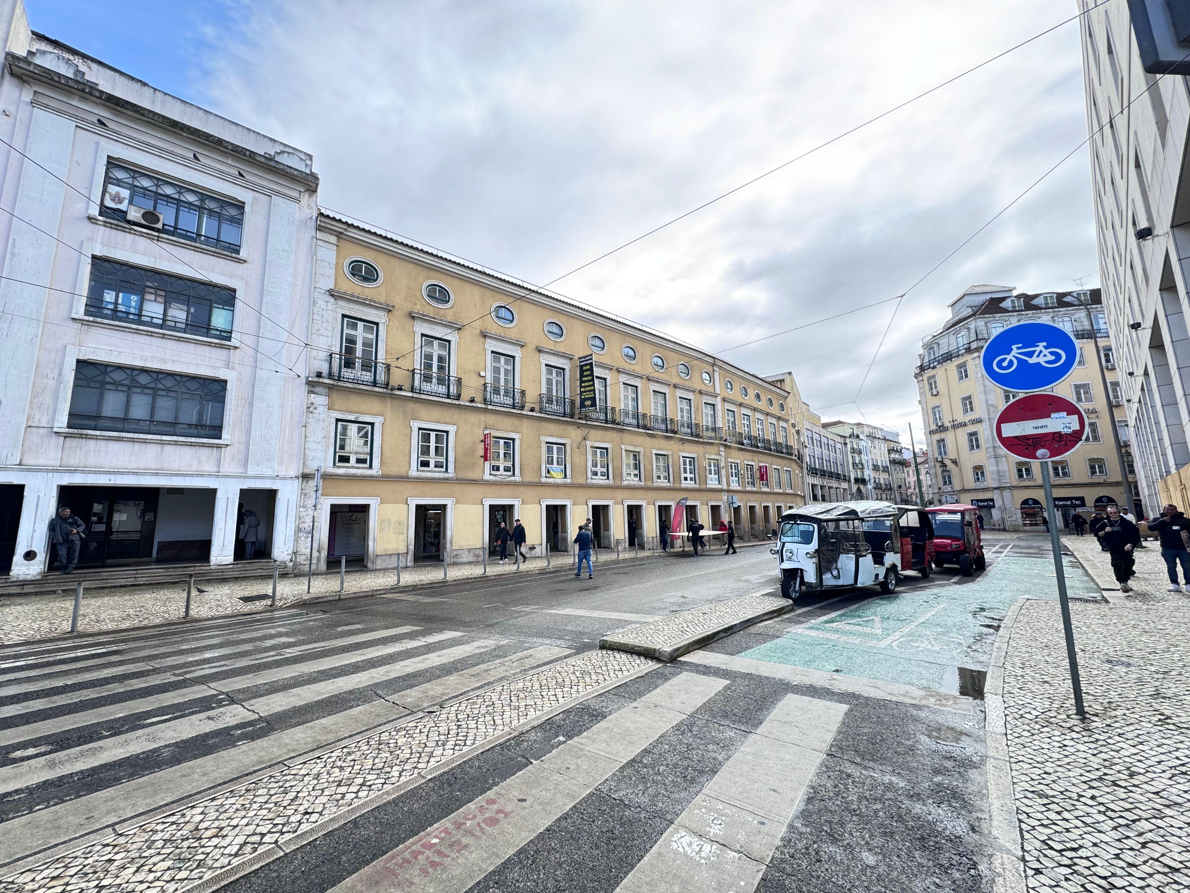Martim Moniz - Executive Office - Parking space - City ​​center - Image 1